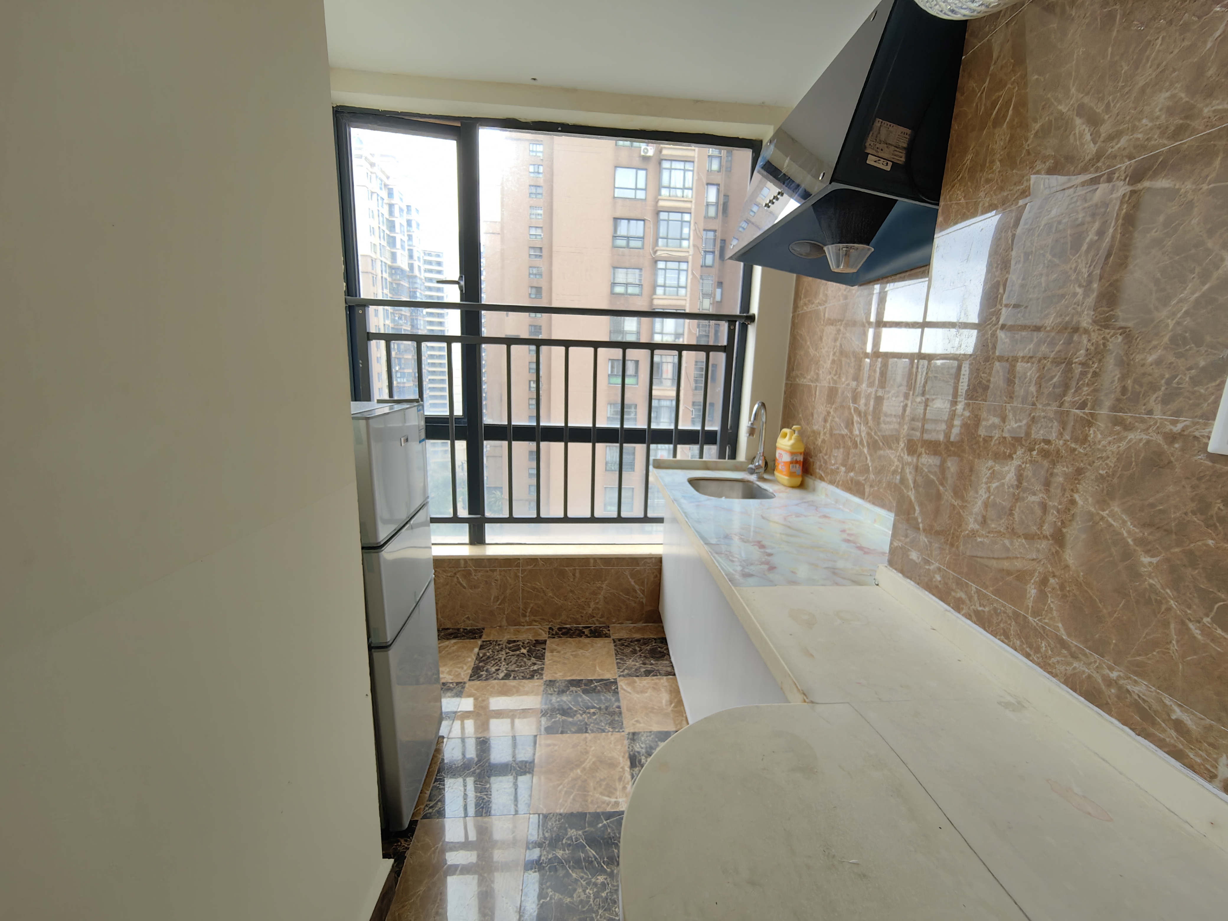 正大豪庭 1室1厅1卫 1600.0元/月 正大豪庭 1室1厅1卫 1600.0元/月室内图