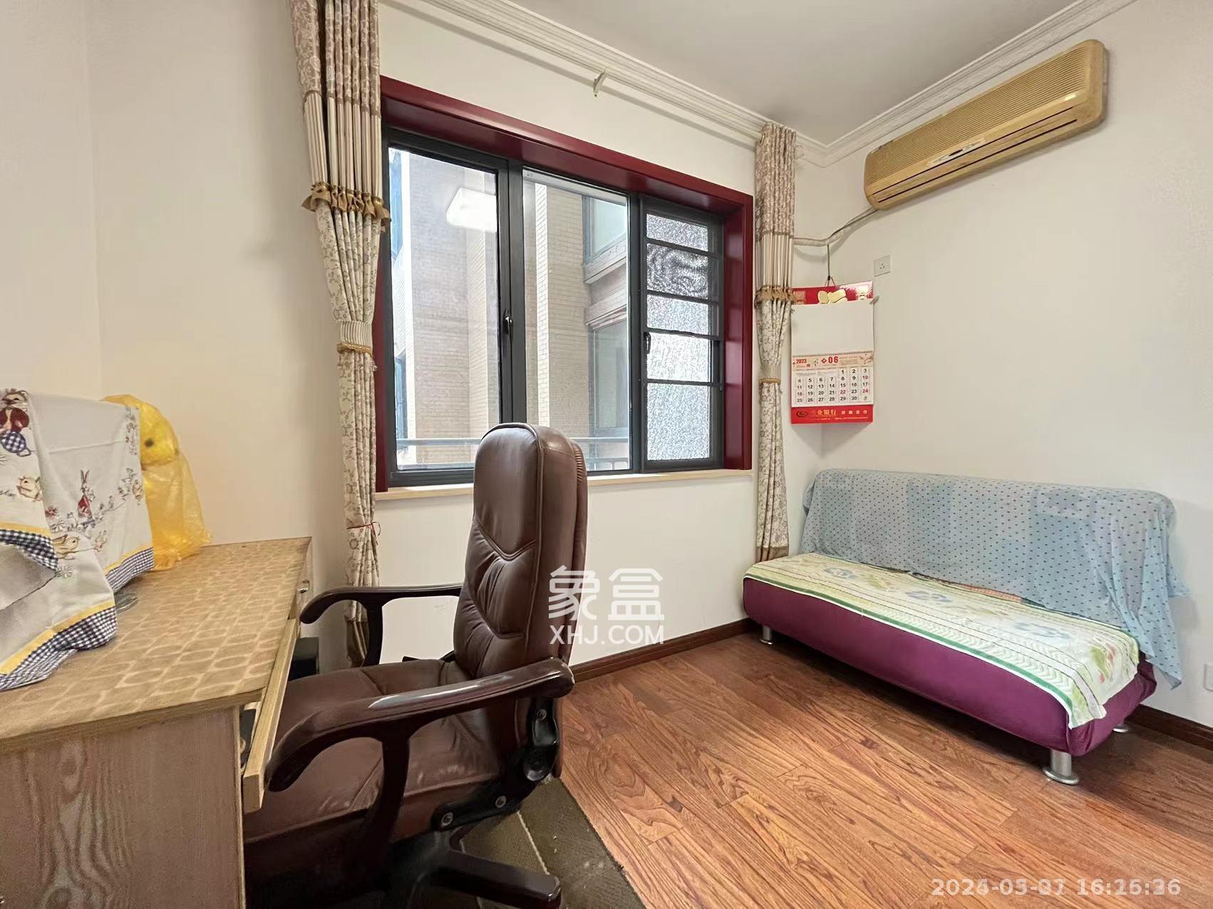 湘桥佳苑  2室2厅1卫    2500.0元/月 湘桥佳苑  2室2厅1卫    2500.0元/月室内图