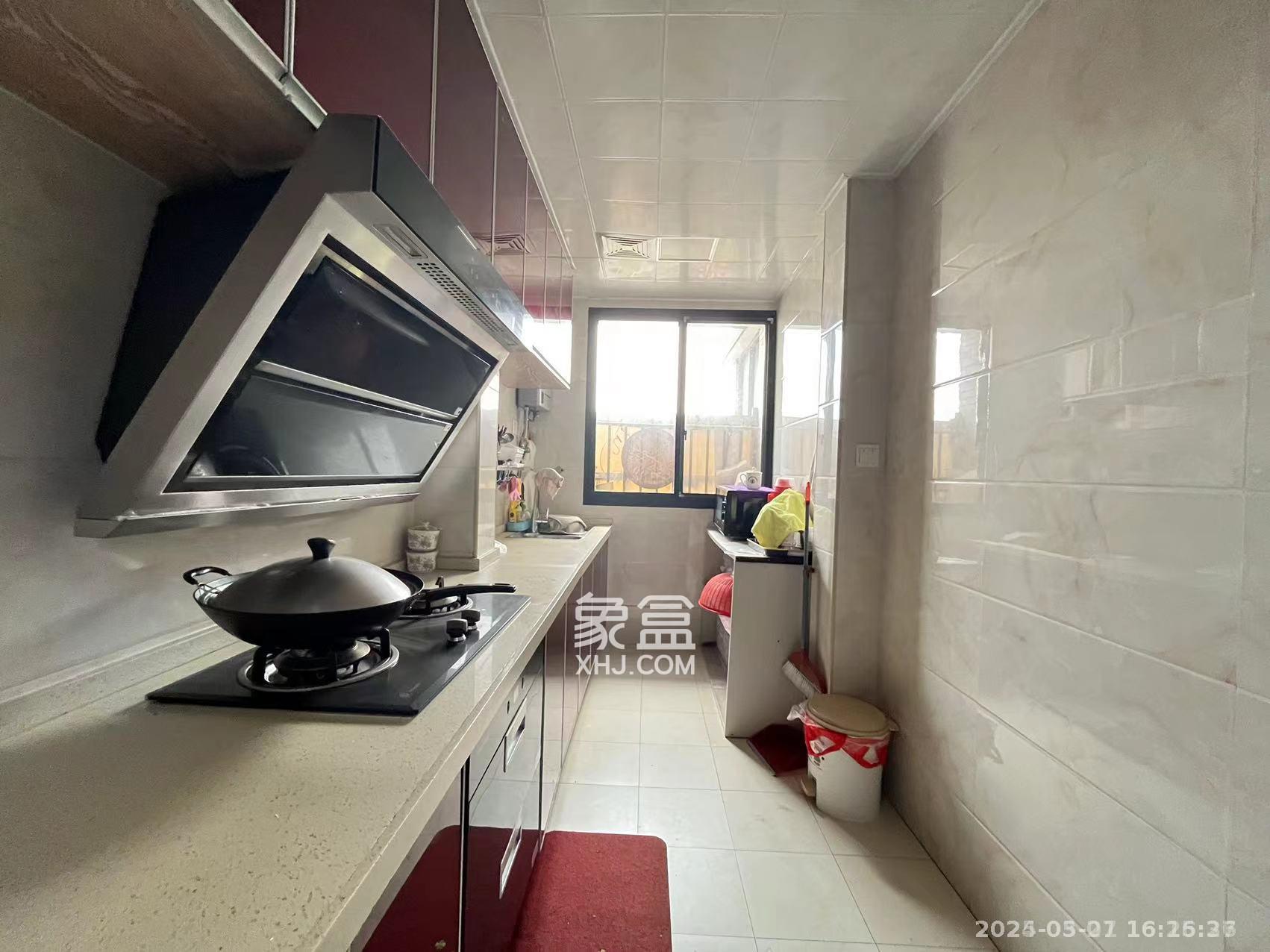 湘桥佳苑  2室2厅1卫    2500.0元/月 湘桥佳苑  2室2厅1卫    2500.0元/月室内图