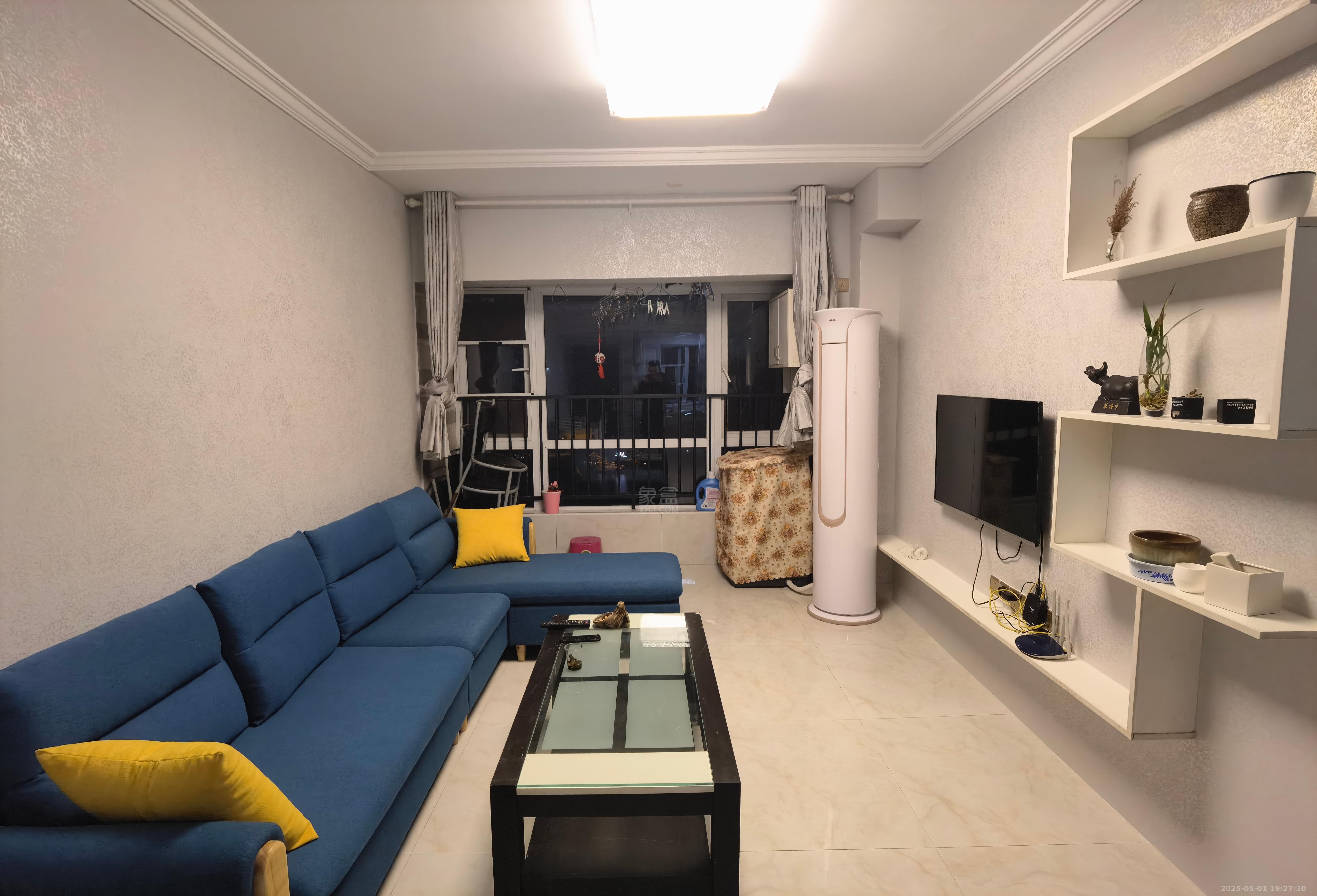 美的城三期 2室2厅1卫 1900.0元/月 美的城三期 2室2厅1卫 1900.0元/月室内图