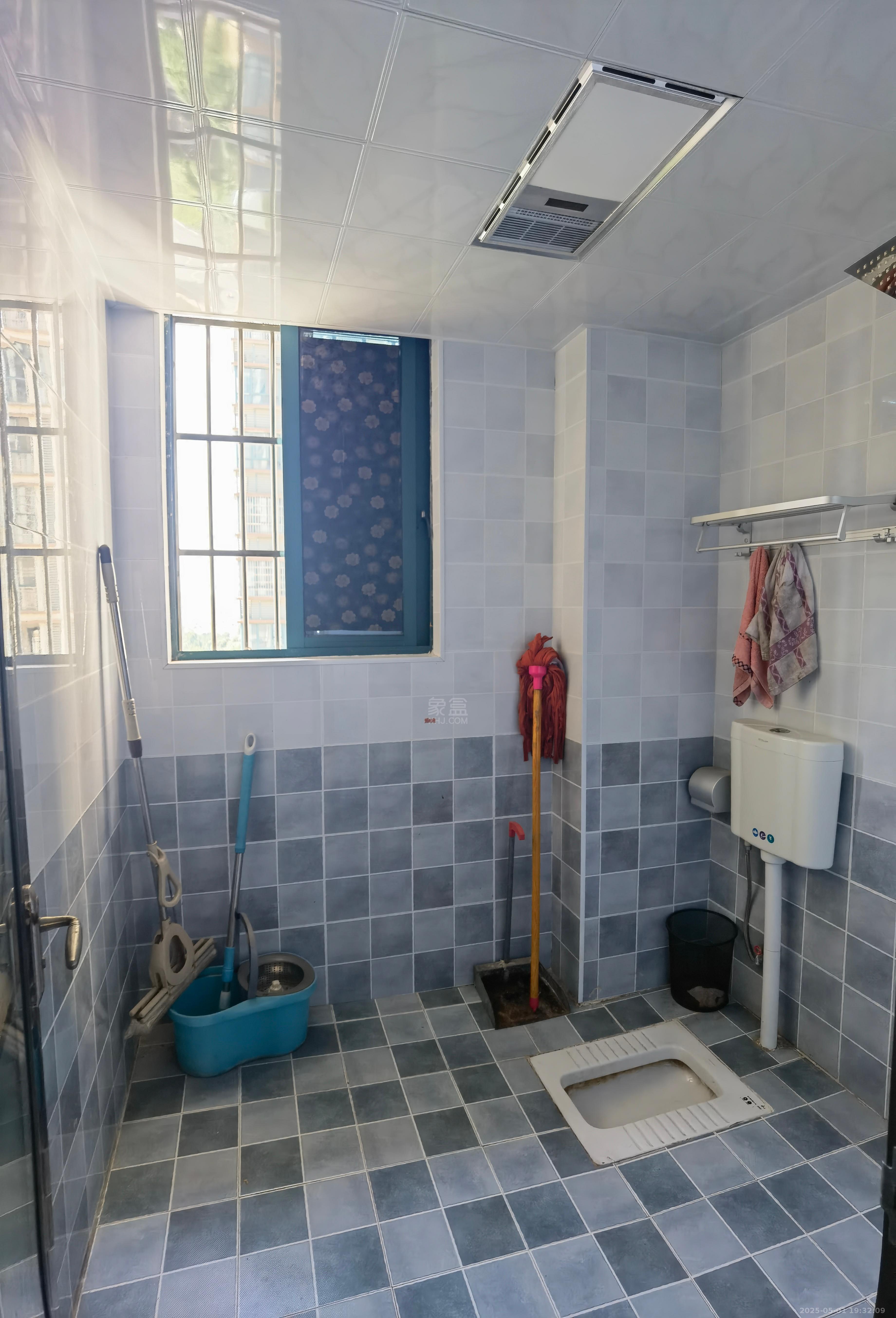 湖景名城 3室2厅2卫 1700.0元/月 湖景名城 3室2厅2卫 1700.0元/月室内图