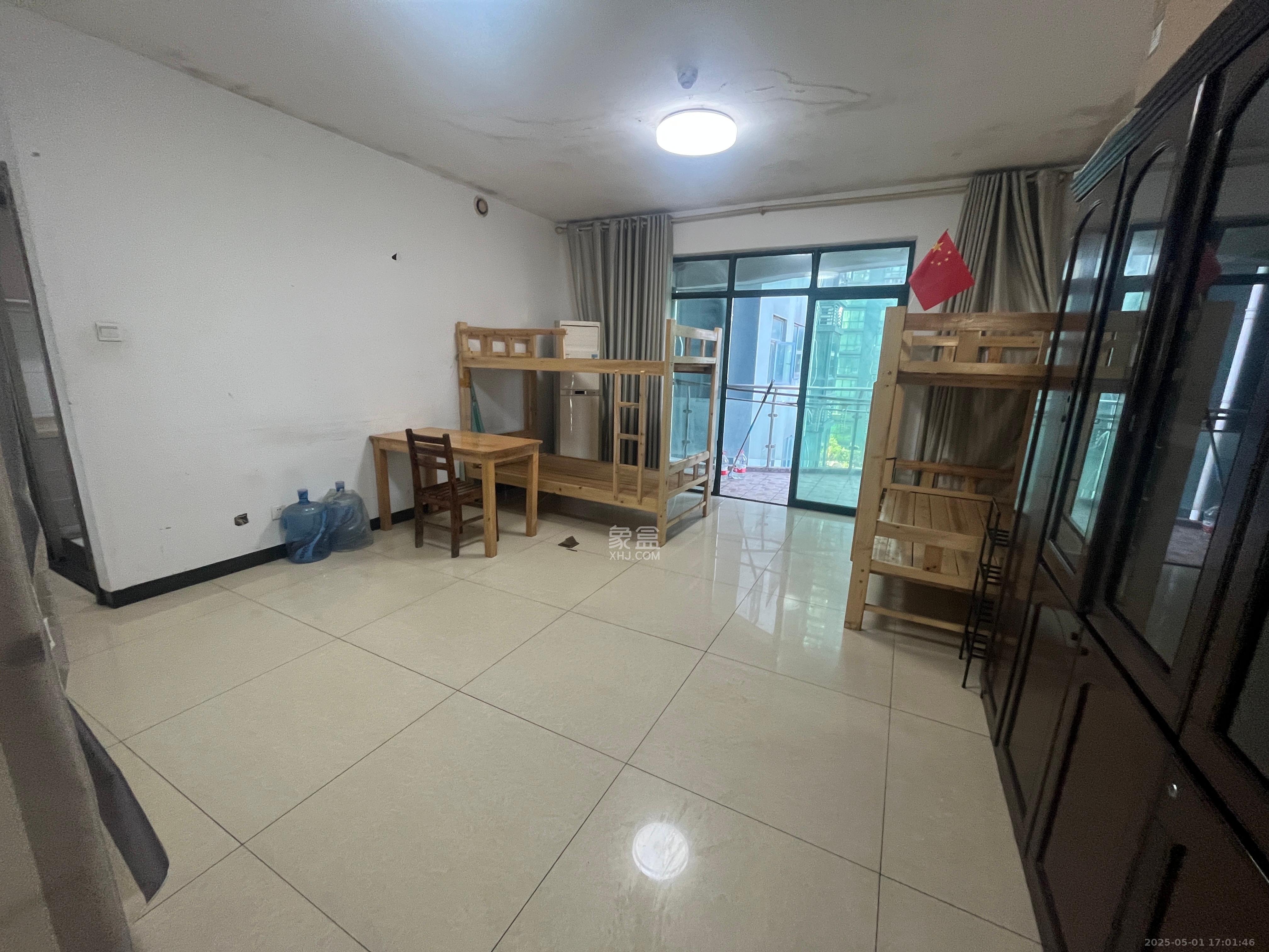 华盛新外滩 4室2厅2卫 4200.0元/月 华盛新外滩 4室2厅2卫 4200.0元/月室内图