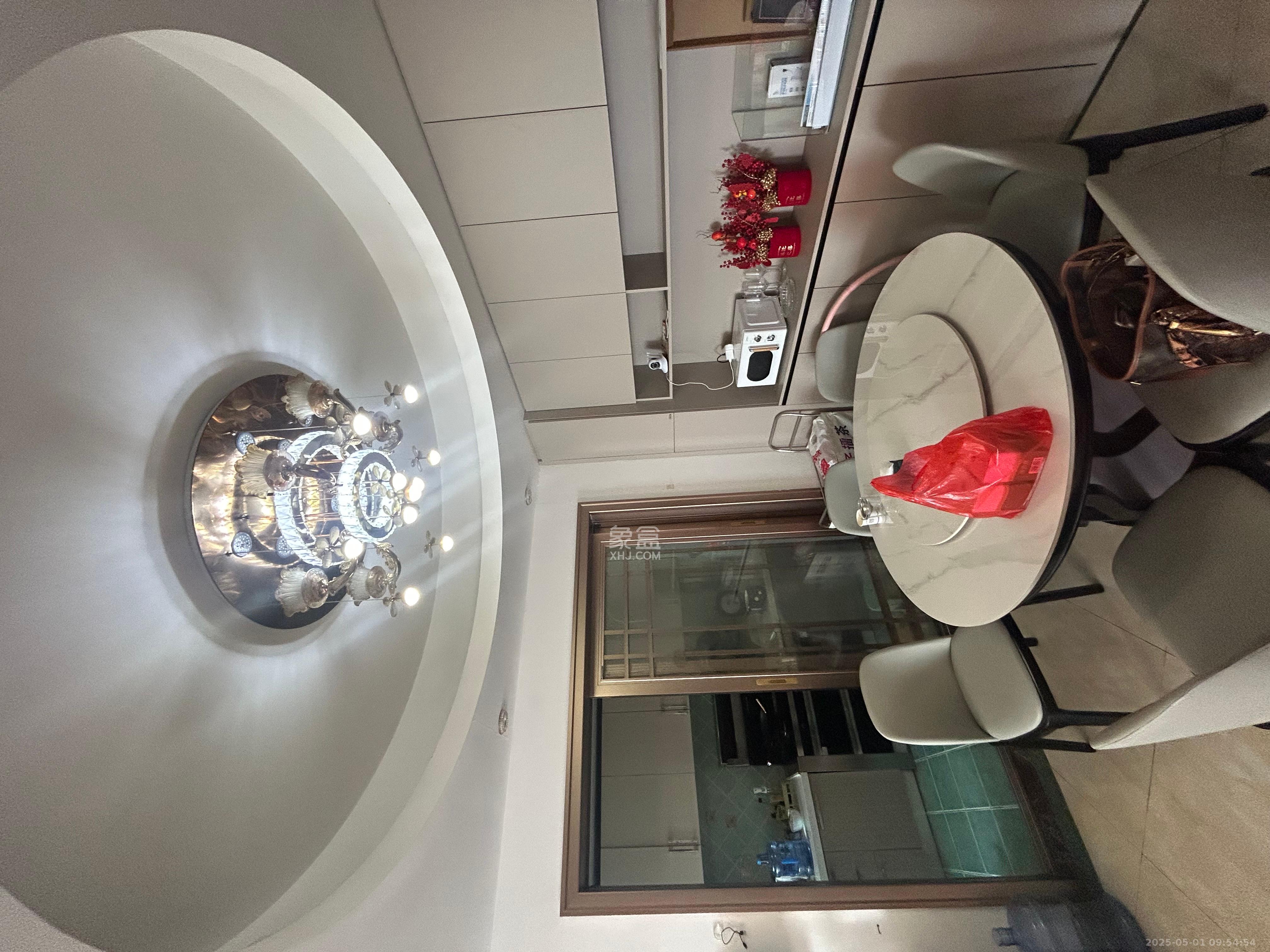 南山雍江汇(滨江国际新城) 3室2厅2卫 4200.0元/月 南山雍江汇(滨江国际新城) 3室2厅2卫 4200.0元/月室内图