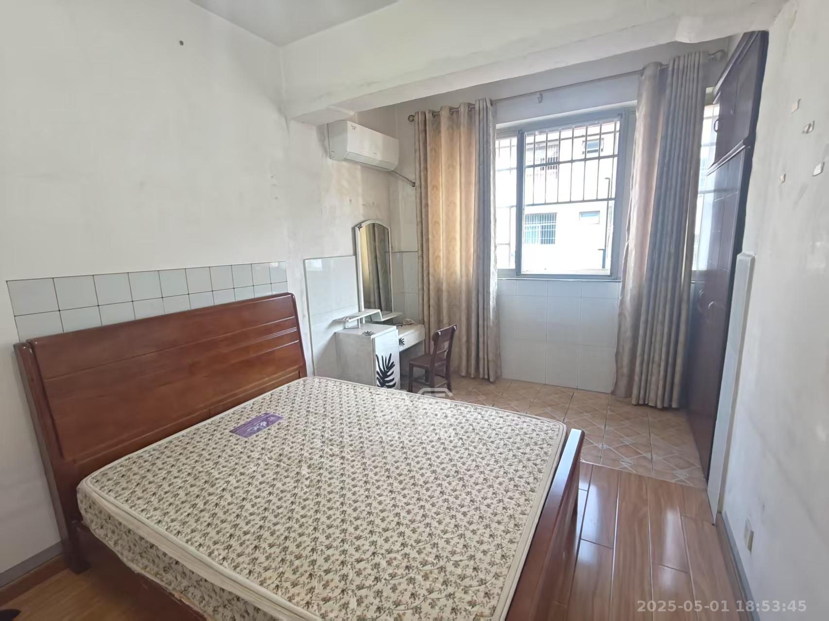 长华小区 2室1厅1卫 1500.0元/月 长华小区 2室1厅1卫 1500.0元/月室内图