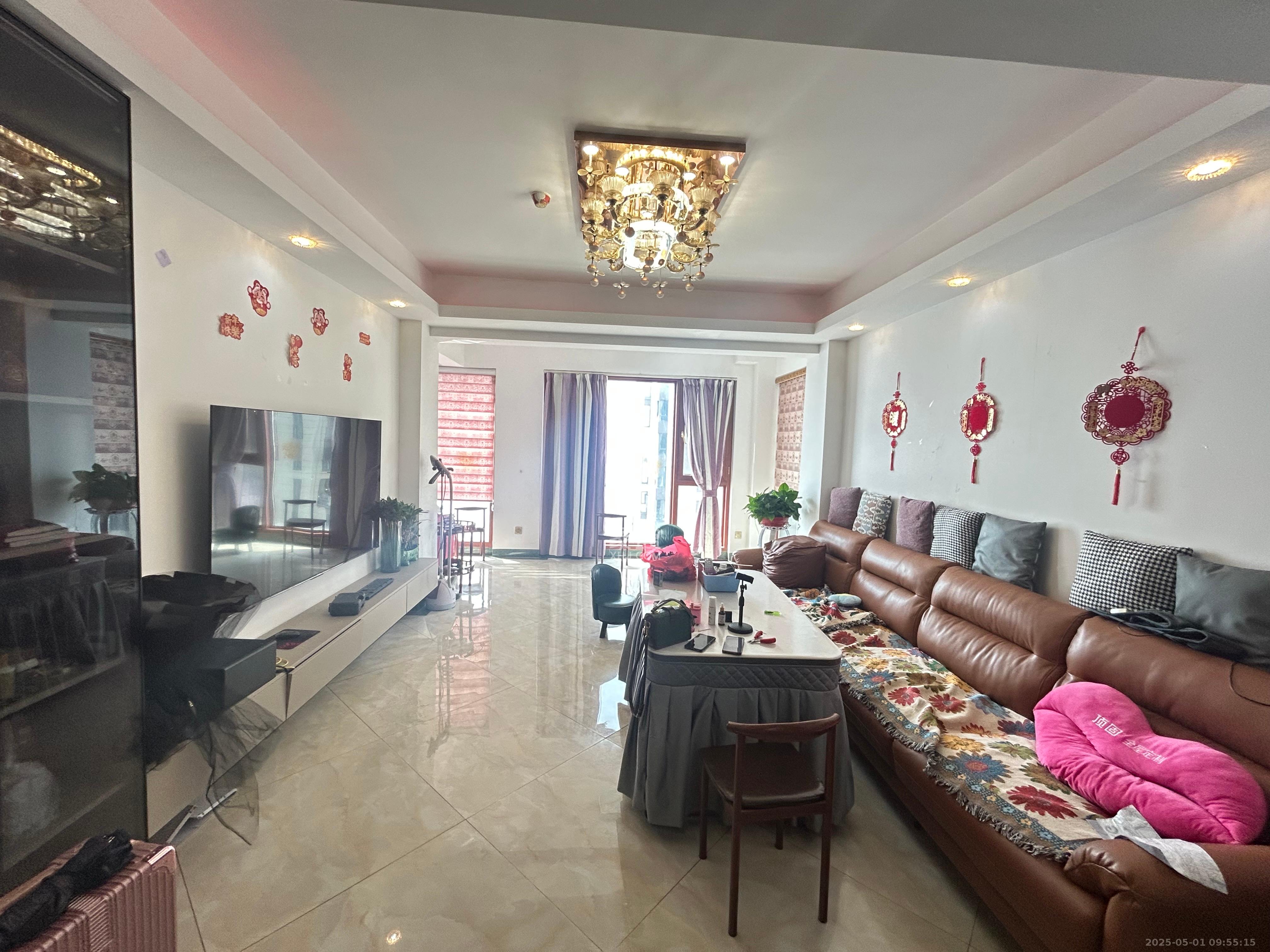 南山雍江汇(滨江国际新城) 3室2厅2卫 4200.0元/月 南山雍江汇(滨江国际新城) 3室2厅2卫 4200.0元/月室内图