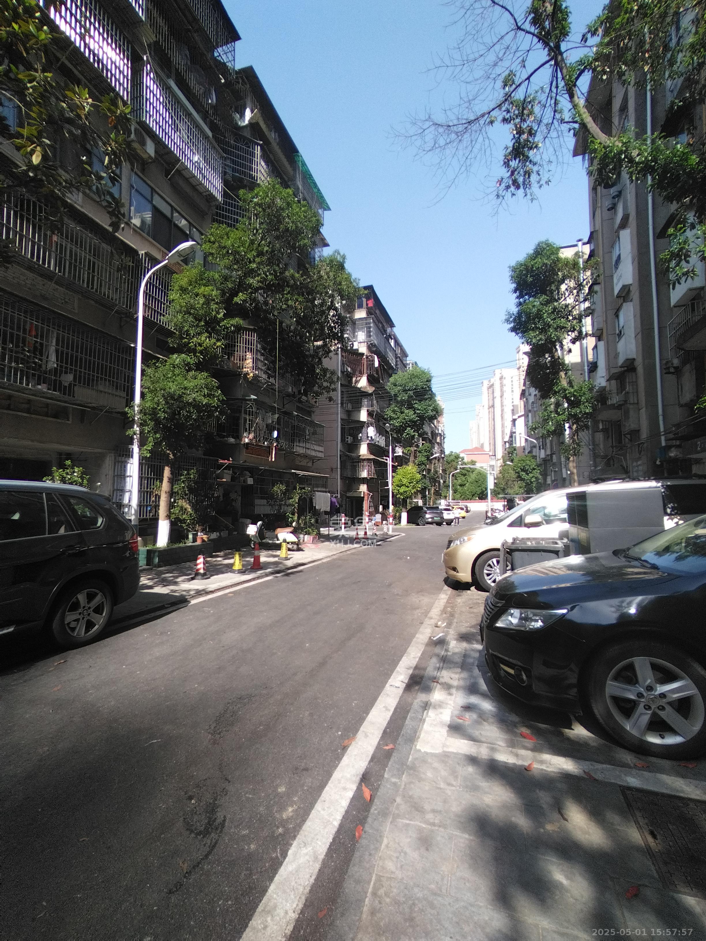 老鸦冲小区 1室1厅1卫 1100.0元/月 老鸦冲小区 1室1厅1卫 1100.0元/月小区图