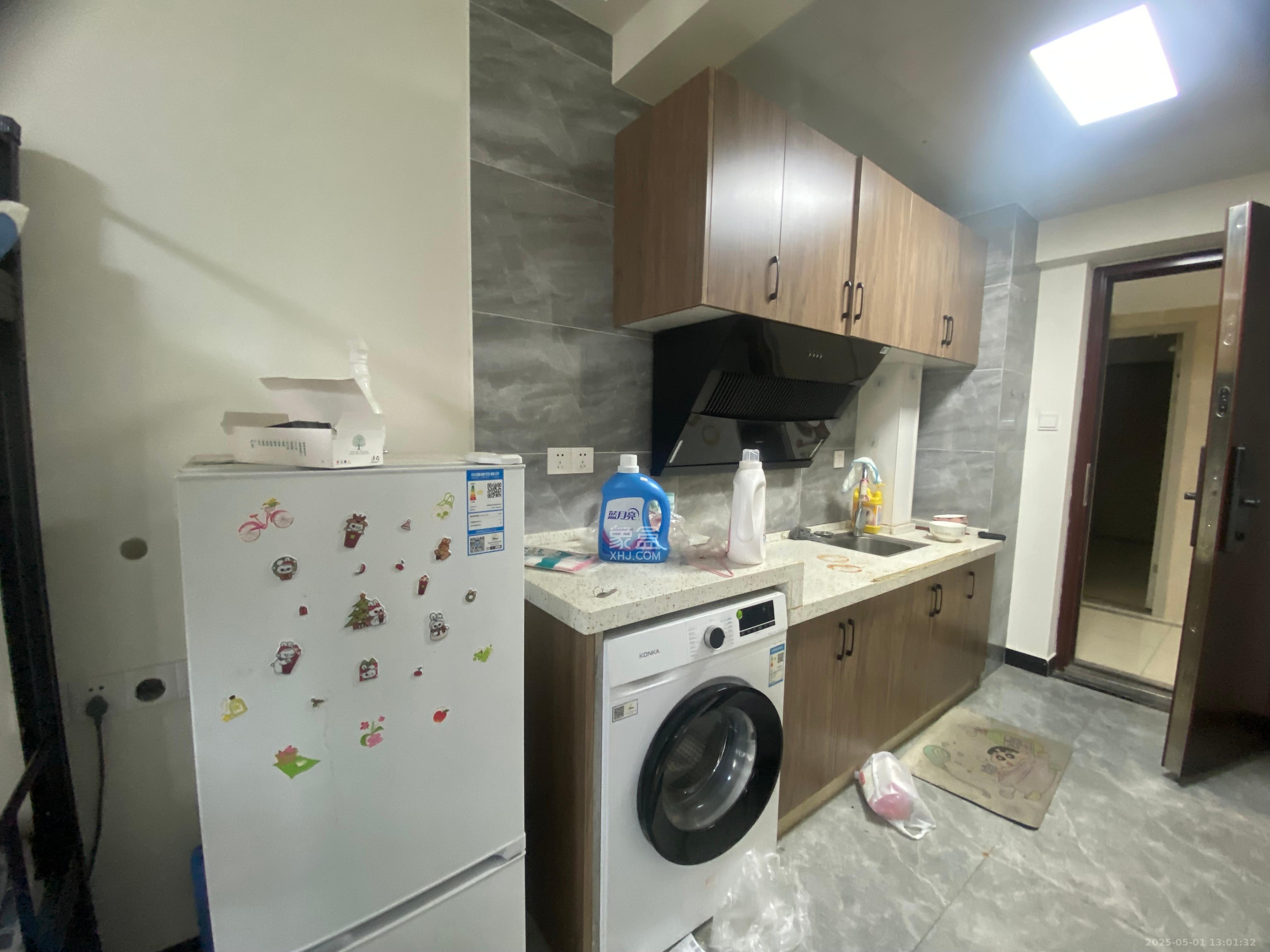 佳兆业云顶梅溪湖(佳兆业梅溪荟)  1室1厅1卫    1400.0元/月 佳兆业云顶梅溪湖(佳兆业梅溪荟)  1室1厅1卫    1400.0元/月室内图1