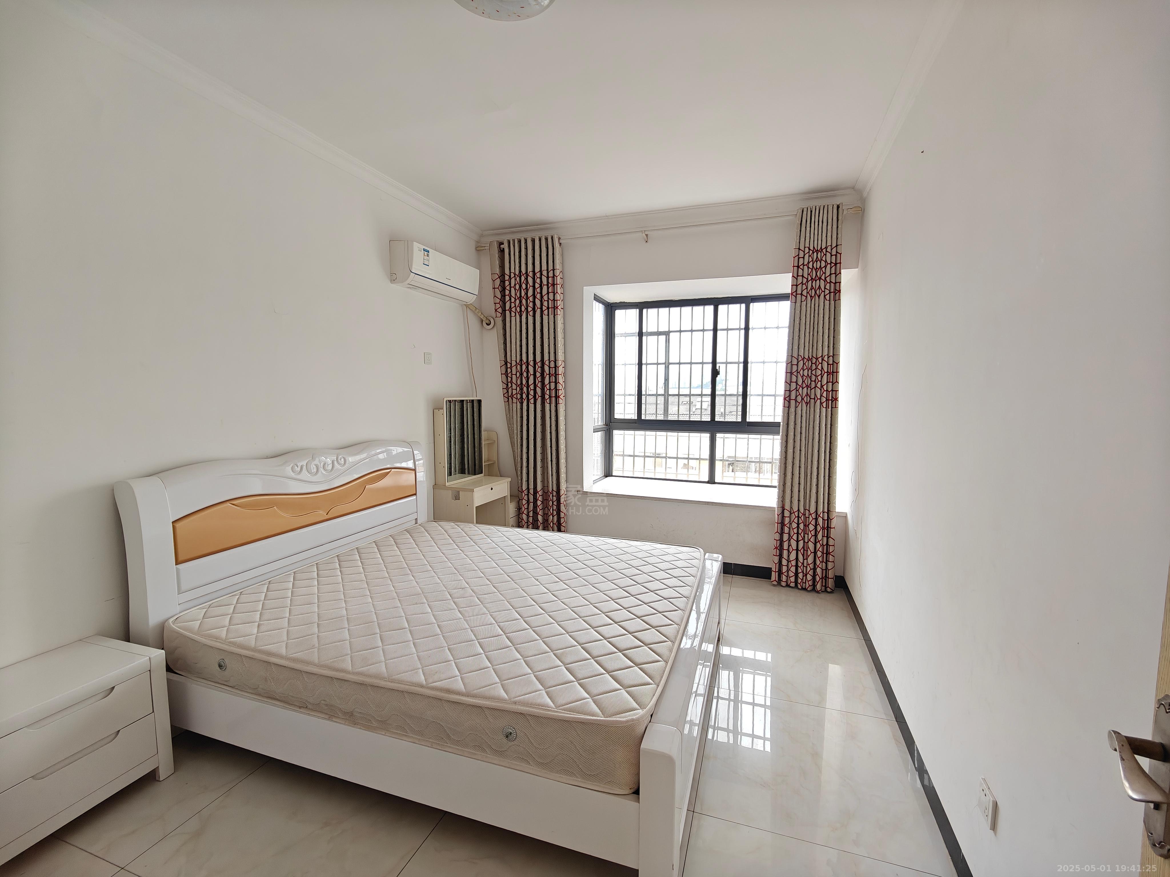 天元世家 2室2厅1卫 1500.0元/月 天元世家 2室2厅1卫 1500.0元/月室内图