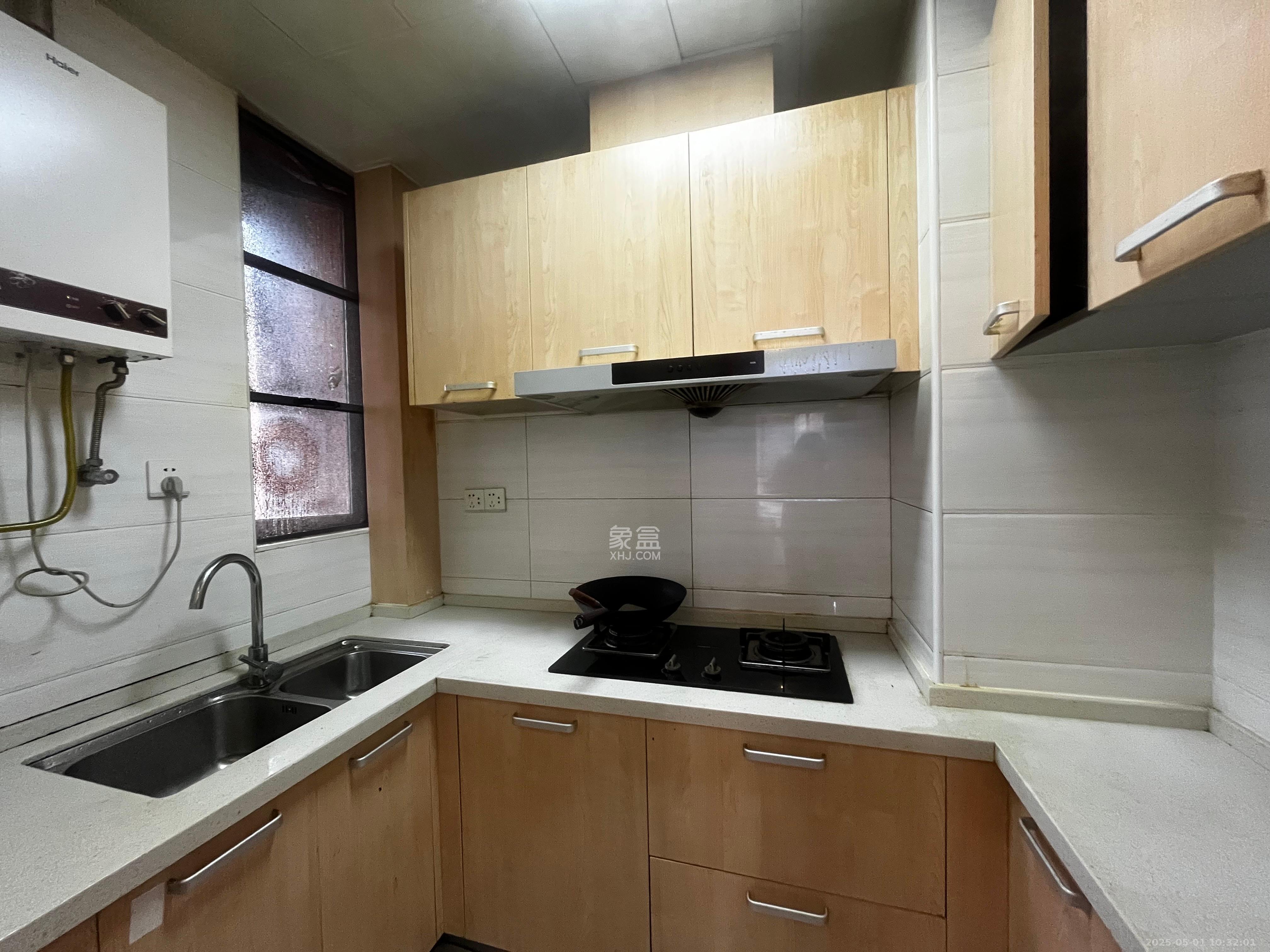 海德公园 3室2厅1卫 1700.0元/月 海德公园 3室2厅1卫 1700.0元/月室内图