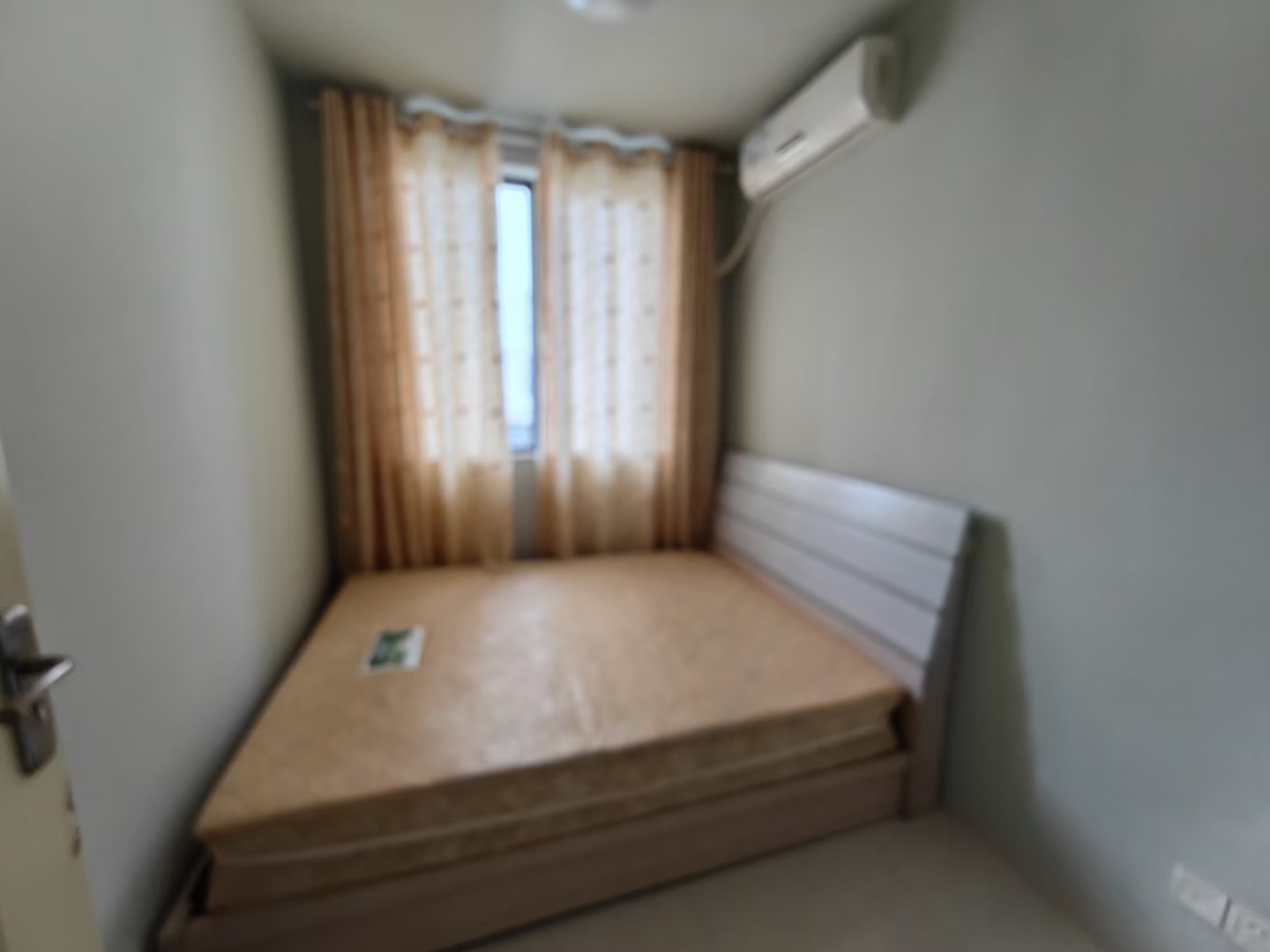 宇建城市花园  2室1厅1卫   2200.00元/月