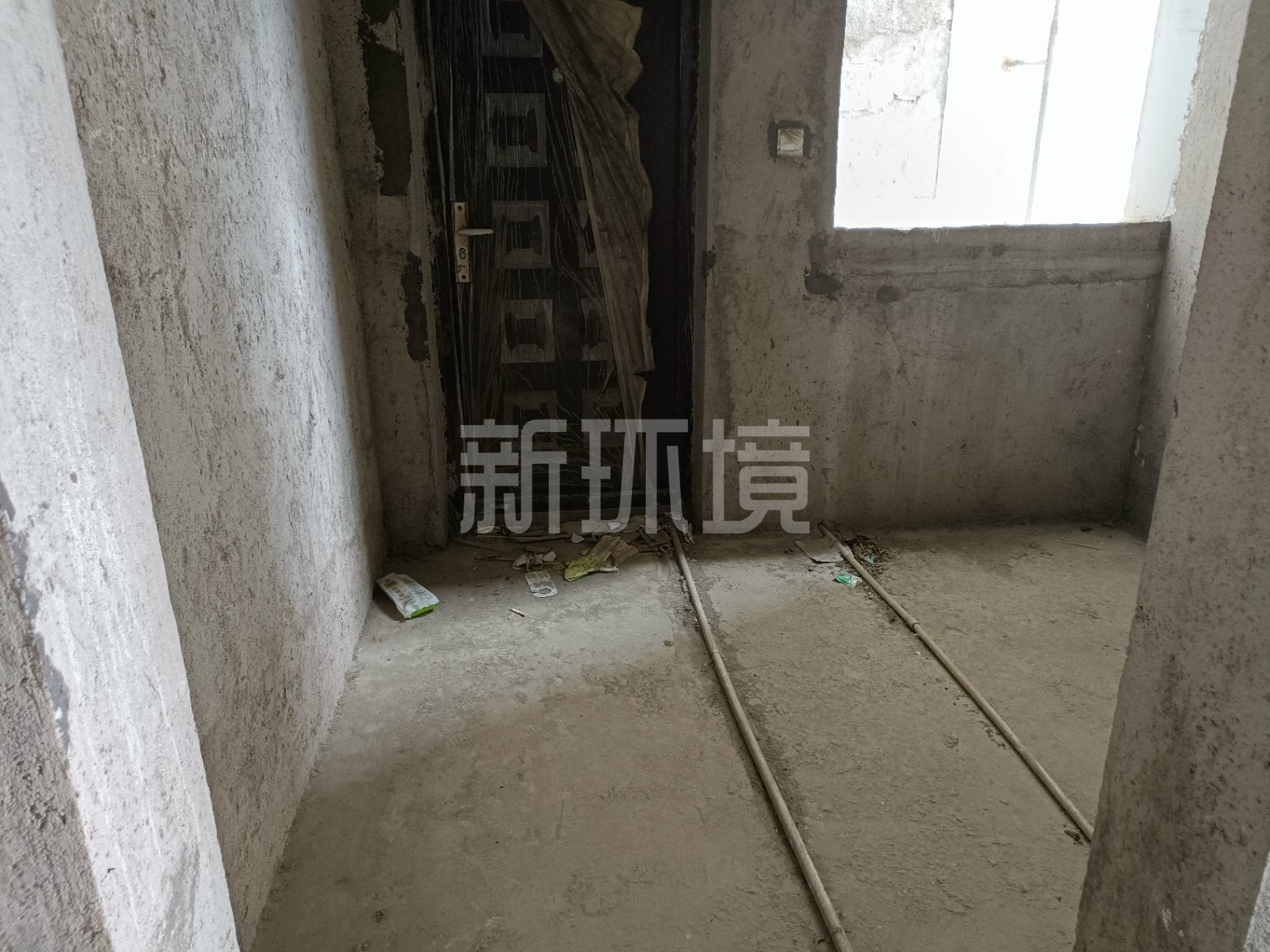 东城首座  3室2厅2卫   62.80万客厅