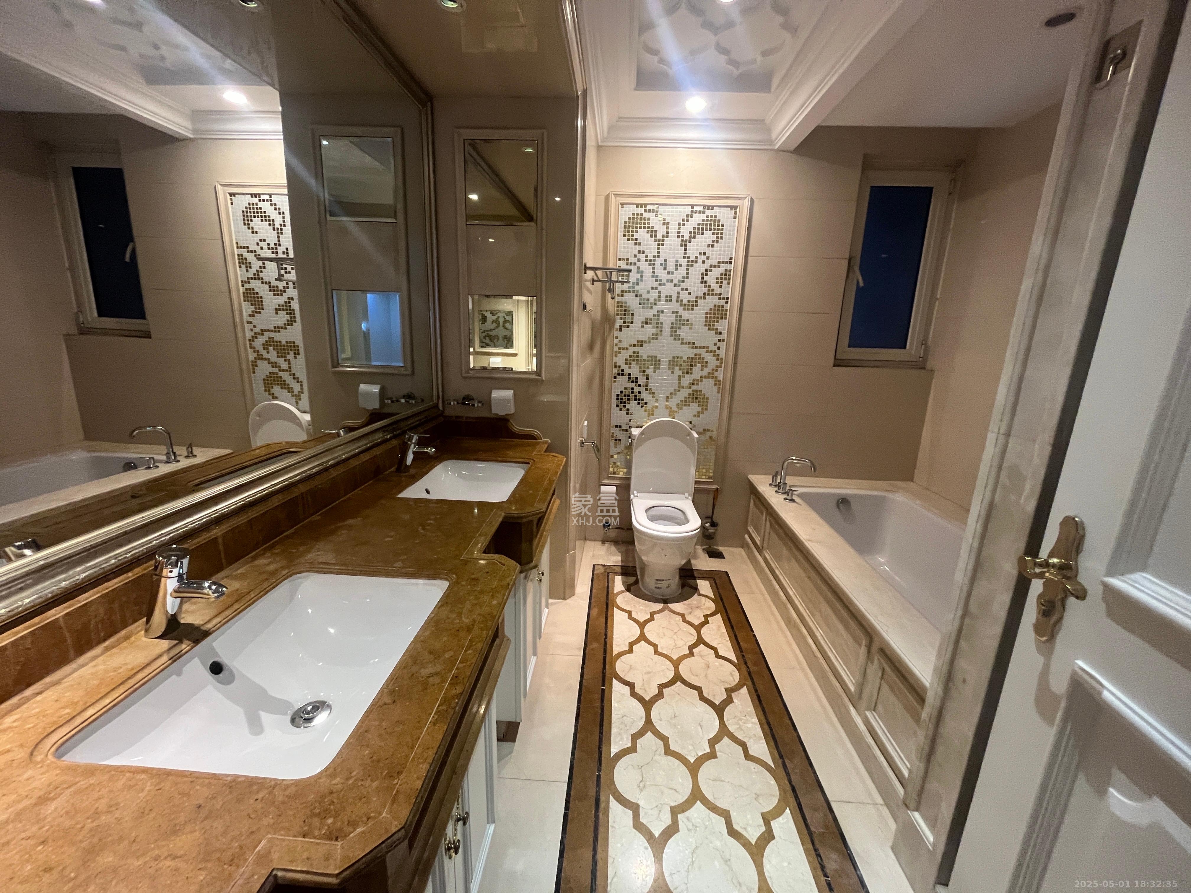 万达公馆 4室2厅4卫 8500.0元/月 万达公馆 4室2厅4卫 8500.0元/月室内图