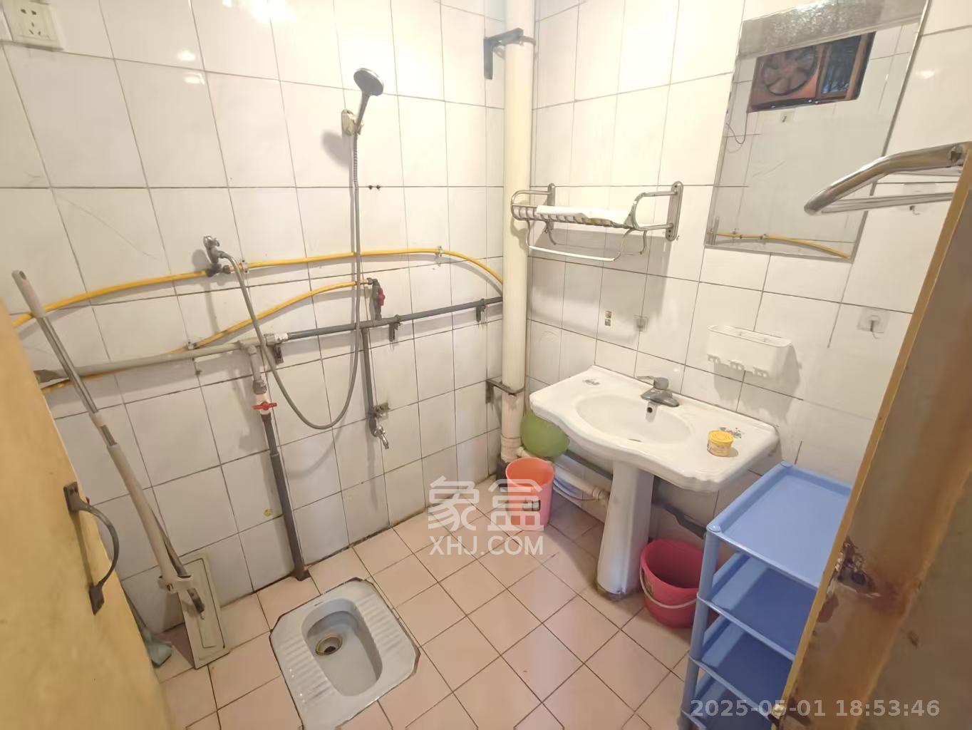 长华小区 2室1厅1卫 1500.0元/月 长华小区 2室1厅1卫 1500.0元/月室内图