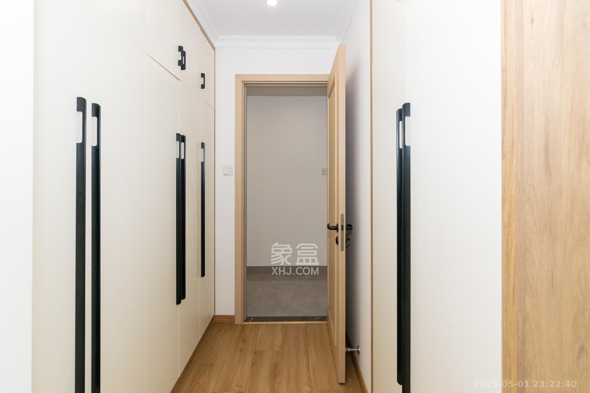 长房星珑湾  4室2厅2卫    109.0万 长房星珑湾  4室2厅2卫    109.0万其他