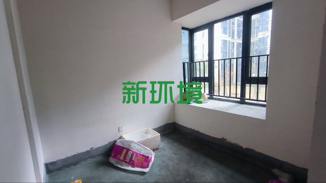 中建凤栖台  3室2厅2卫   45.80万客厅