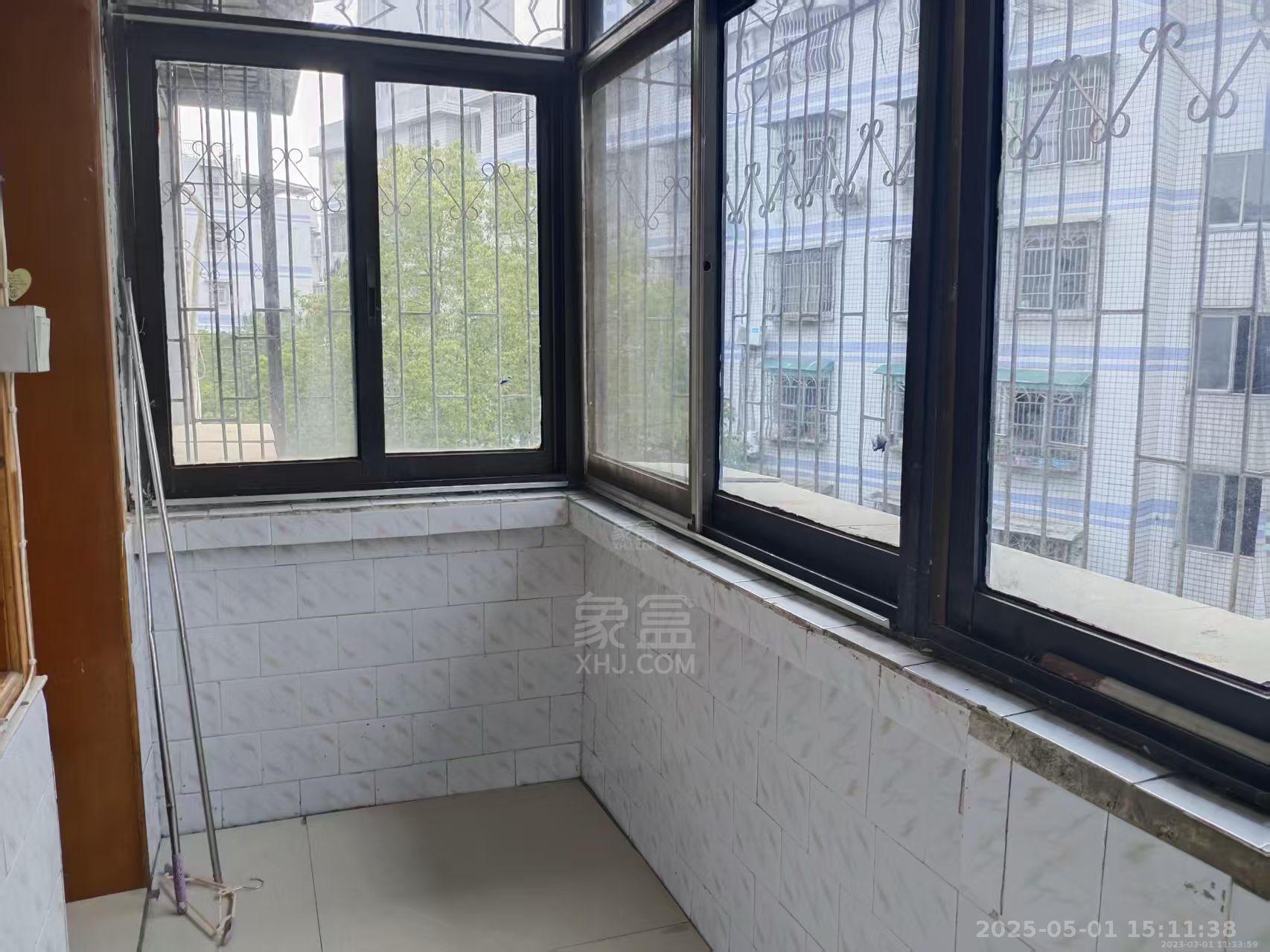 滨江一村 2室1厅1卫 800.0元/月 滨江一村 2室1厅1卫 800.0元/月室内图