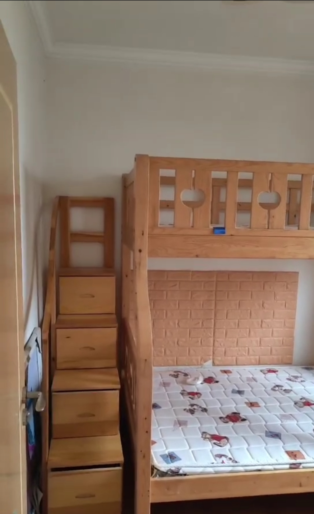 江山帝景雅典 2室1厅1卫 2300.0元/月 江山帝景雅典 2室1厅1卫 2300.0元/月户型图