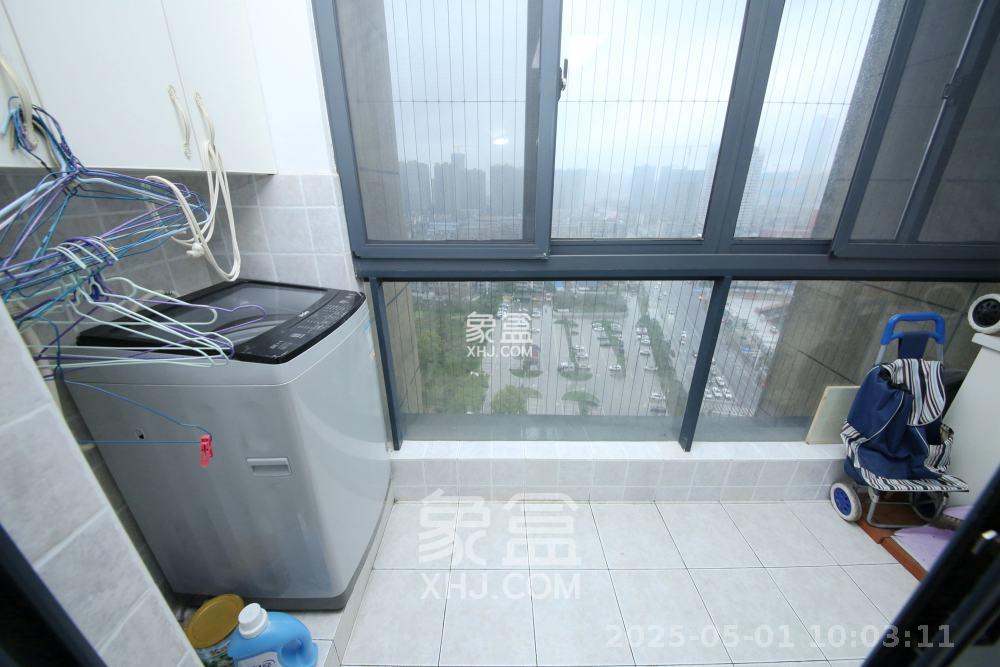 复地崑玉国际一期  2室2厅1卫   4000.00元/月室内图