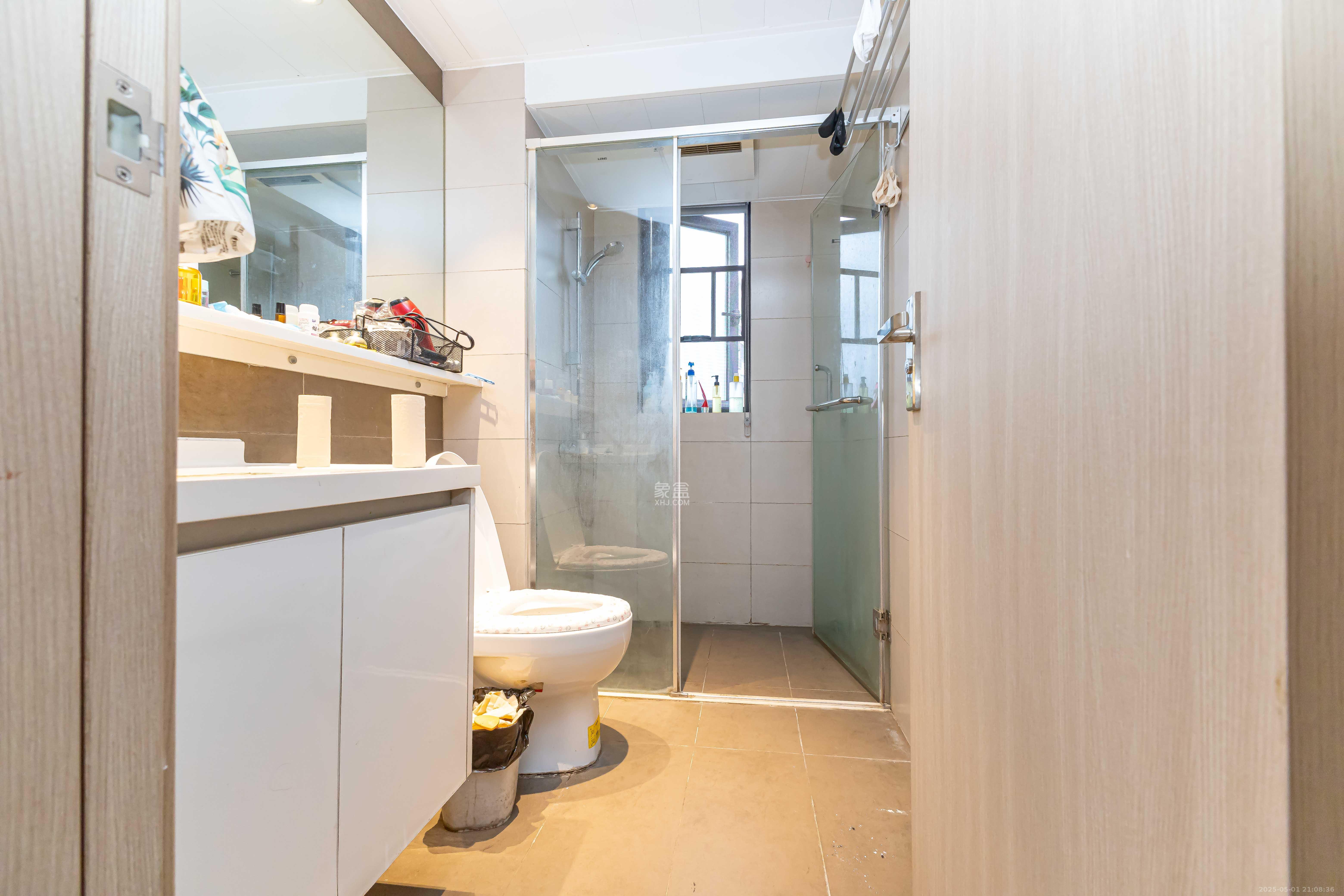 时代倾城五期 4室2厅2卫 110.0万 时代倾城五期 4室2厅2卫 110.0万卫生间