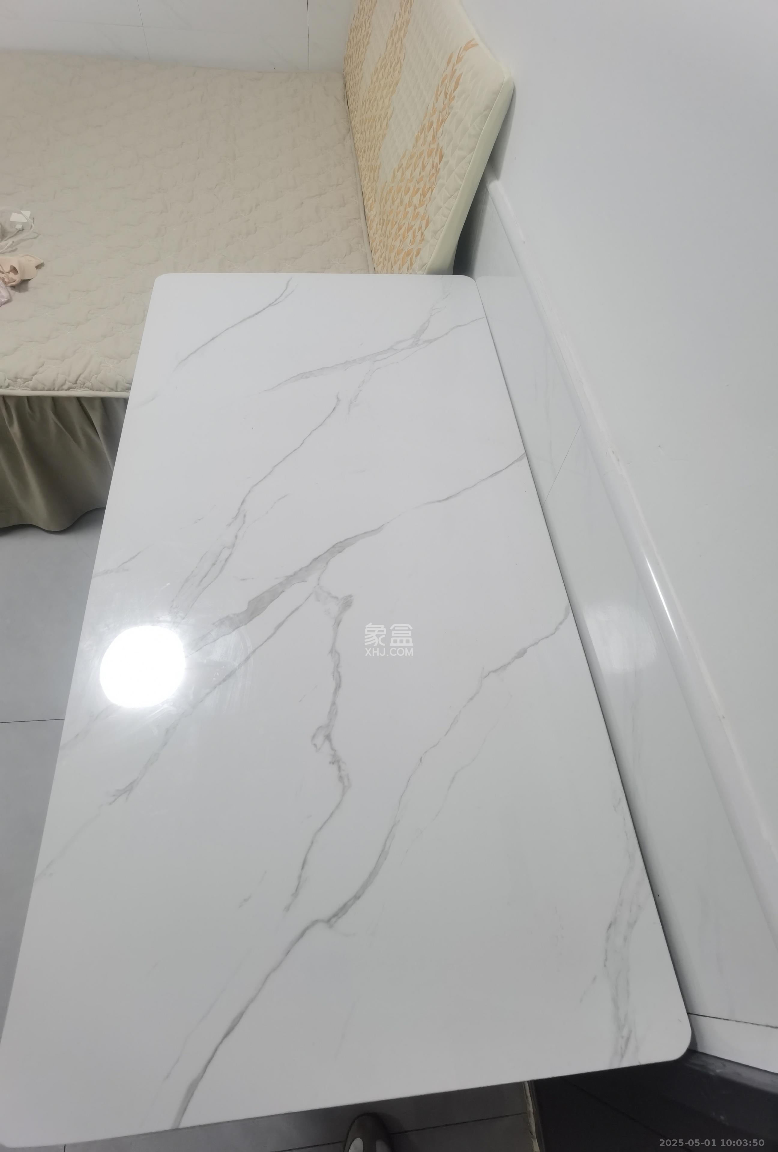 红星糖酒城  1室1厅1卫    1100.0元/月室内图