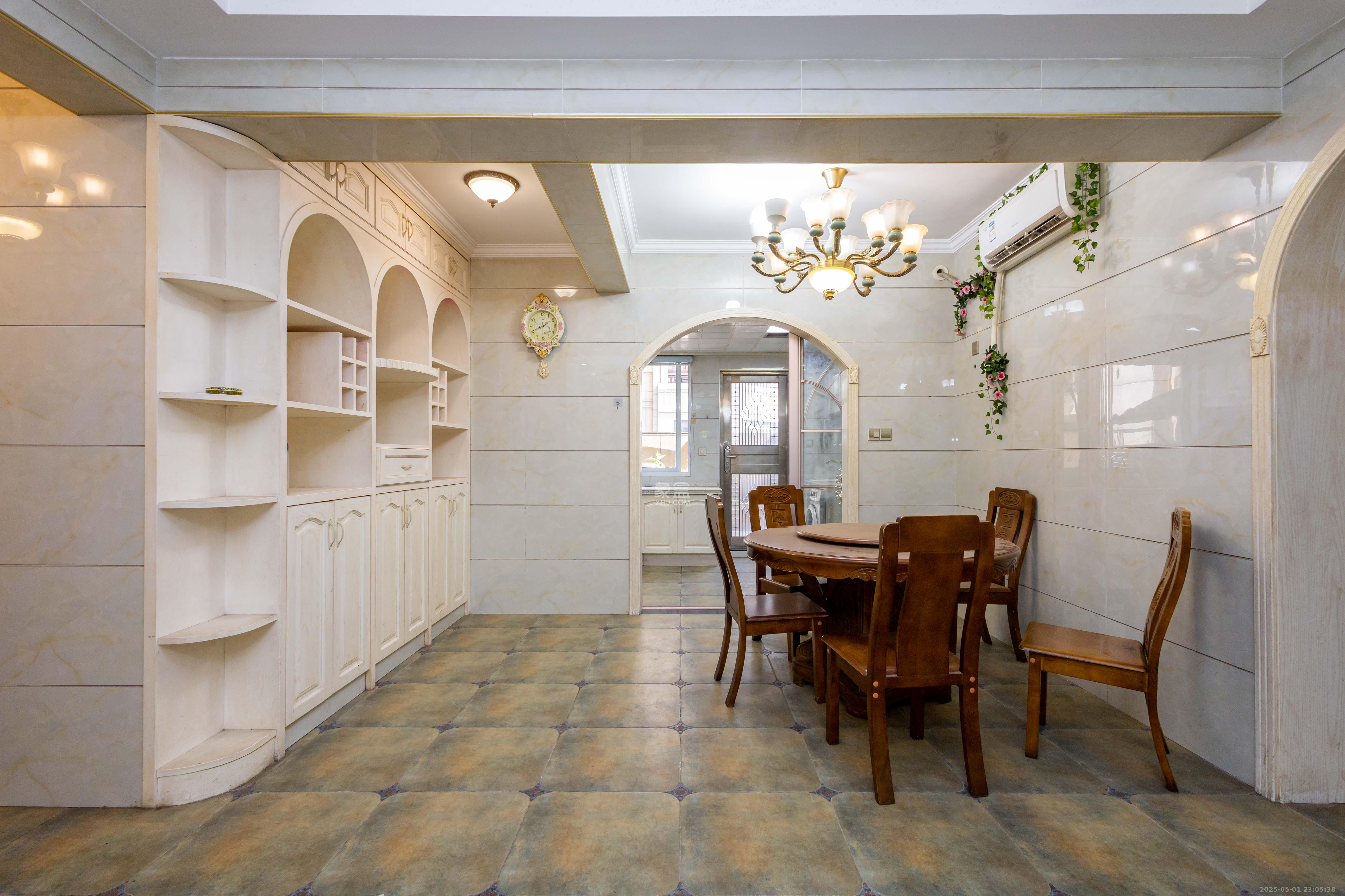 东方美地 3室2厅2卫 86.8万 东方美地 3室2厅2卫 86.8万客厅