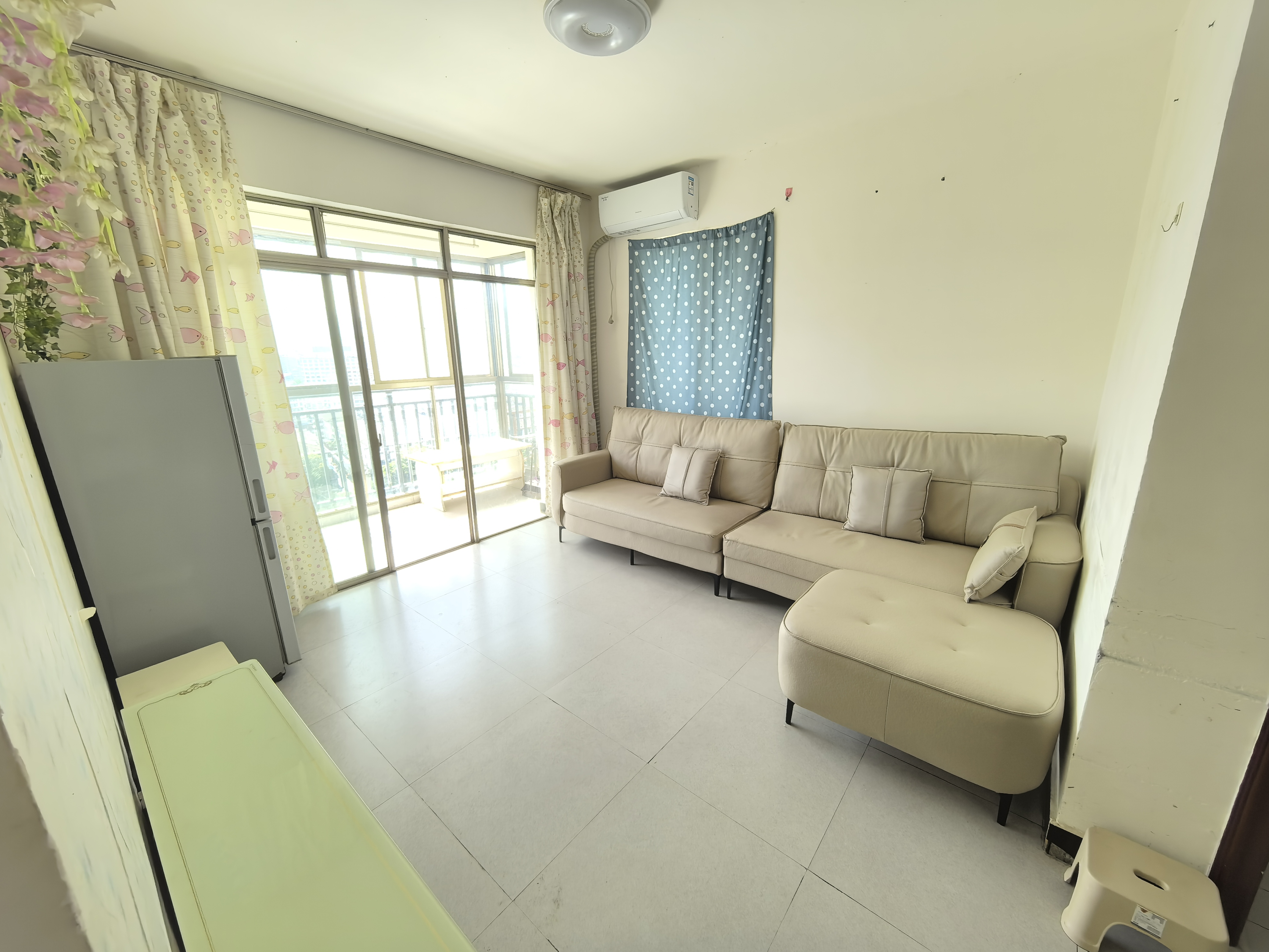 维港十字街 2室2厅1卫 1600.0元/月 维港十字街 2室2厅1卫 1600.0元/月室内图