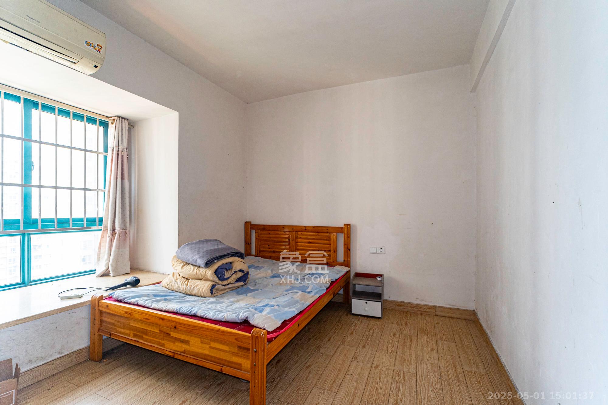 蝴蝶谷 2室2厅1卫 47.8万 蝴蝶谷 2室2厅1卫 47.8万卧室