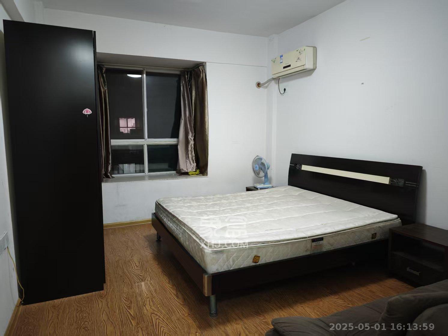 城市山水豪园(山水城市风景) 3室2厅2卫 2200.0元/月 城市山水豪园(山水城市风景) 3室2厅2卫 2200.0元/月室内图