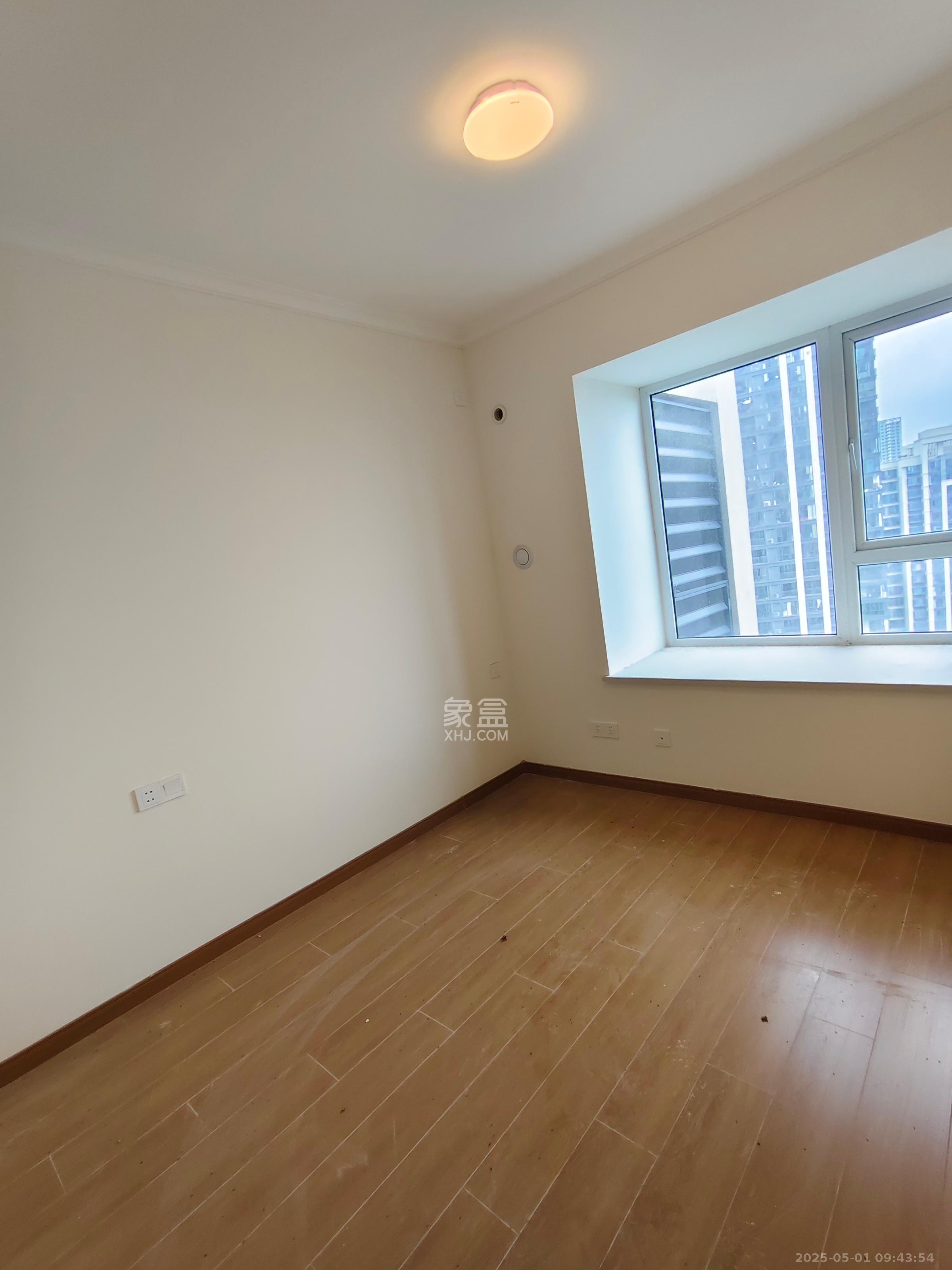 金科集美天辰 4室2厅2卫 2000.0元/月 金科集美天辰 4室2厅2卫 2000.0元/月室内图