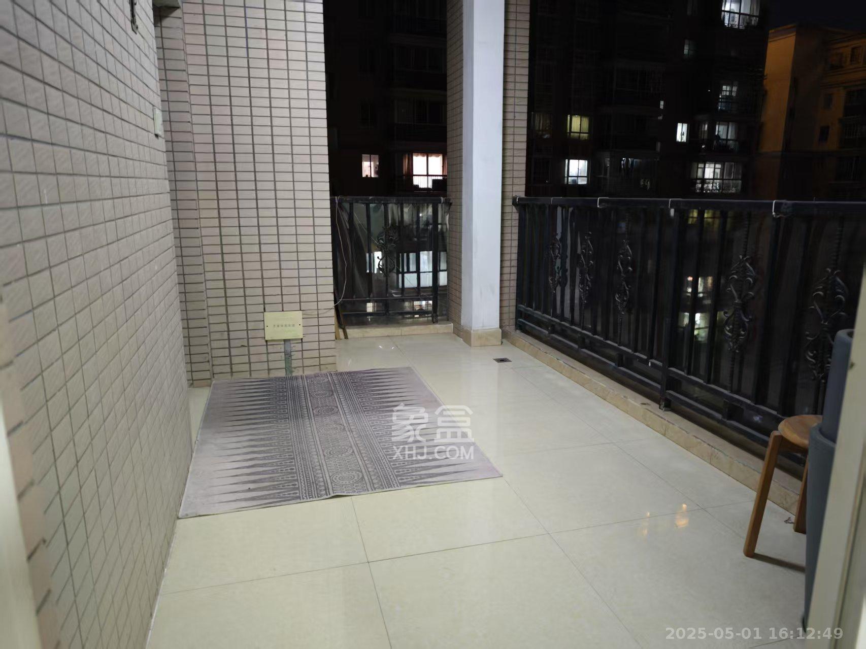 城市山水豪园(山水城市风景) 3室2厅2卫 2200.0元/月 城市山水豪园(山水城市风景) 3室2厅2卫 2200.0元/月室内图