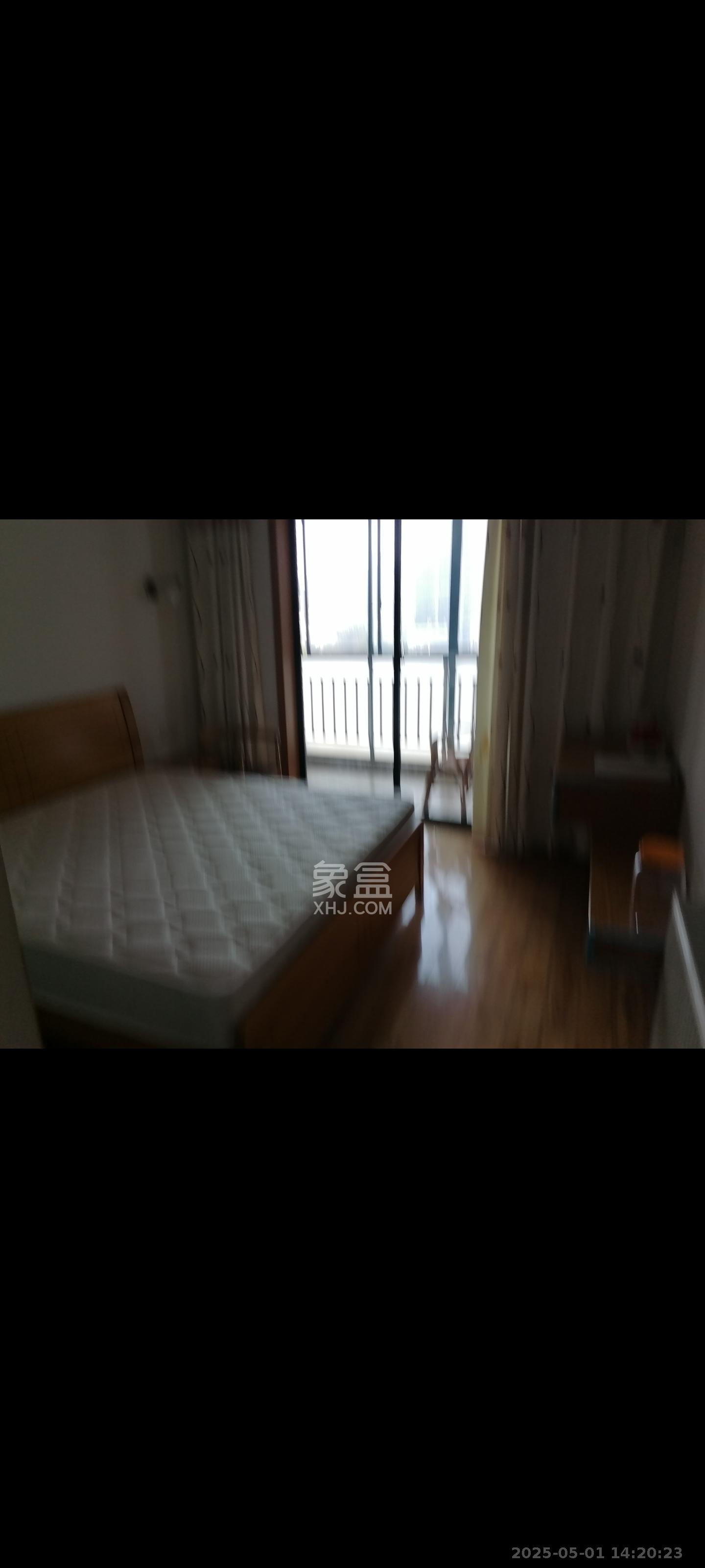 盛德碧瑞庭  3室2厅2卫    2000.0元/月室内图