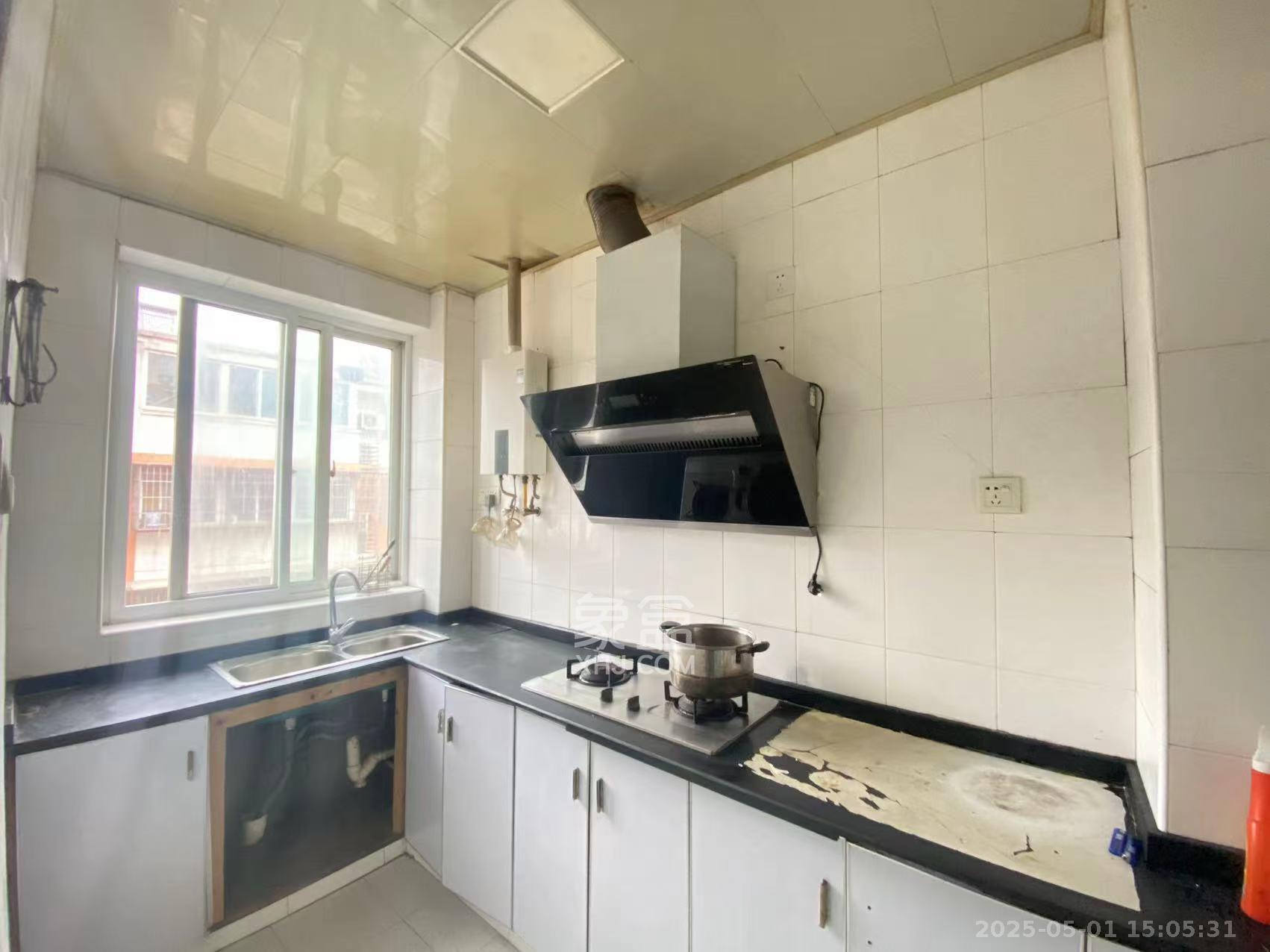 金达家园 2室2厅1卫 1500.0元/月 金达家园 2室2厅1卫 1500.0元/月室内图