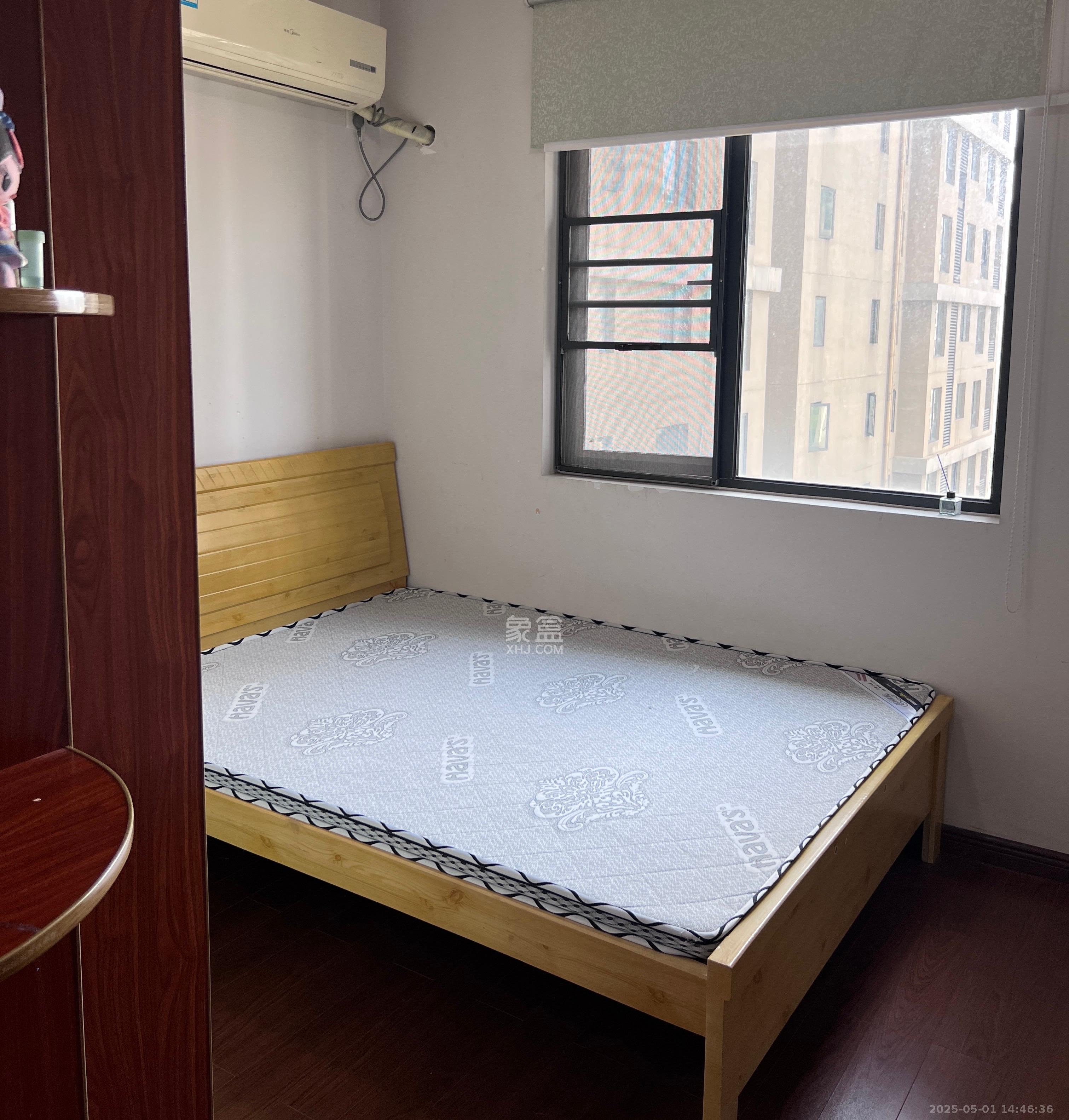 万科城  3室2厅2卫   2300.00元/月室内图