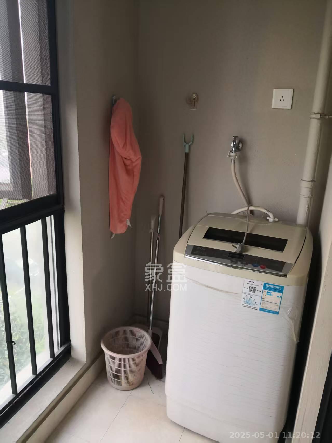 万科城  1室1厅1卫   1500.00元/月室内图