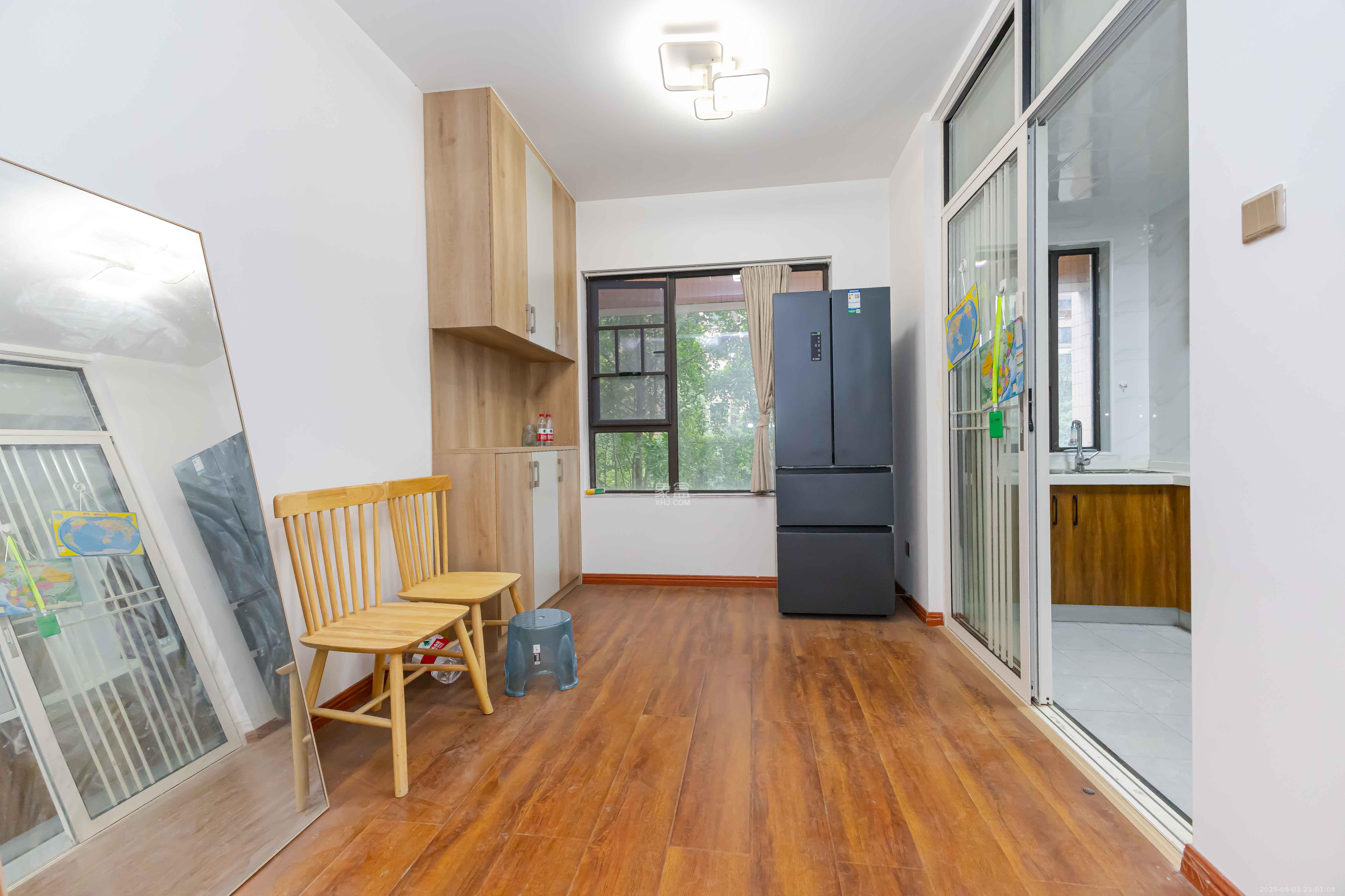 润和又一城  4室2厅2卫    86.8万 润和又一城  4室2厅2卫    86.8万客厅