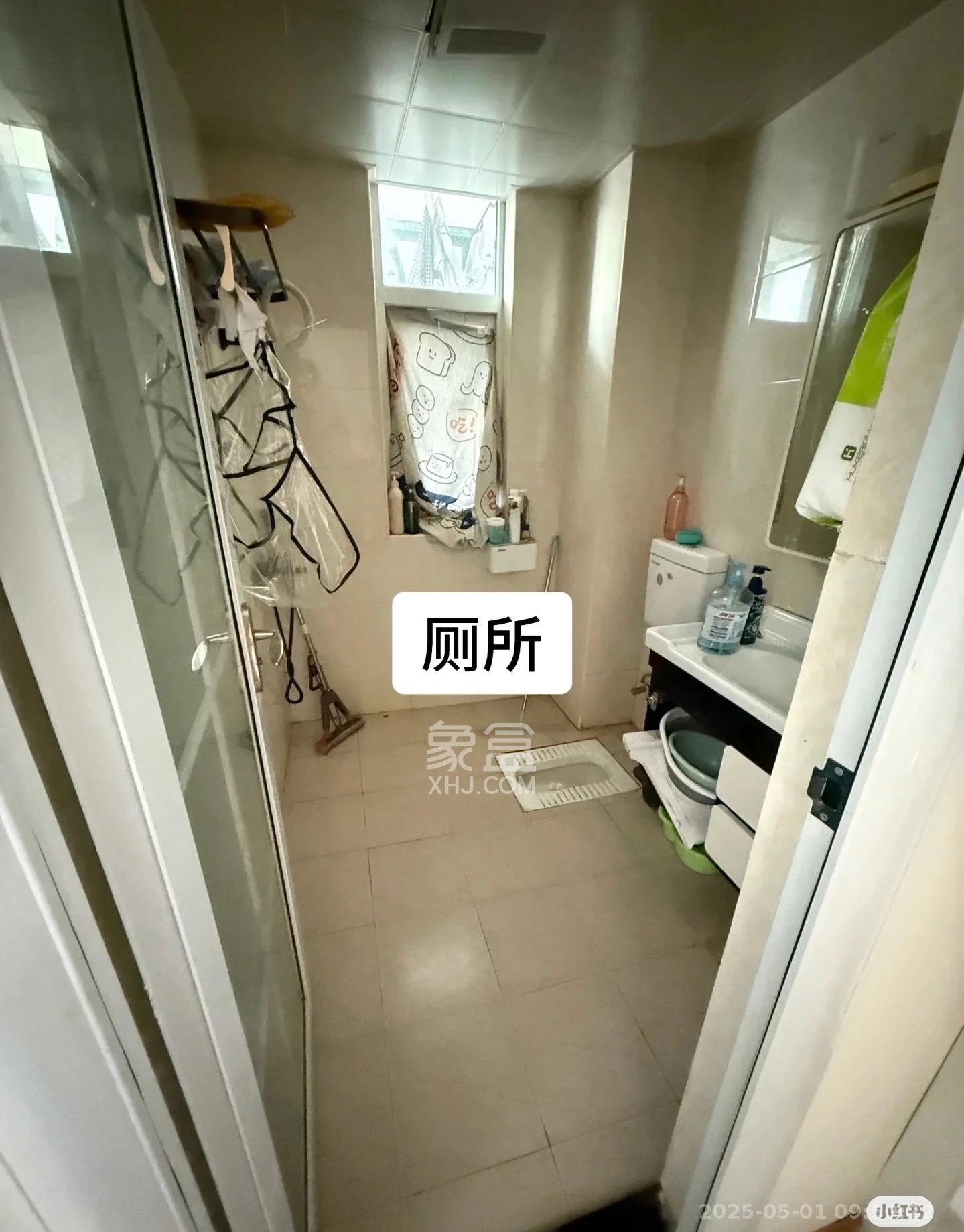 和悦城(蟠龙景苑)  4室2厅1卫    1800.0元/月室内图