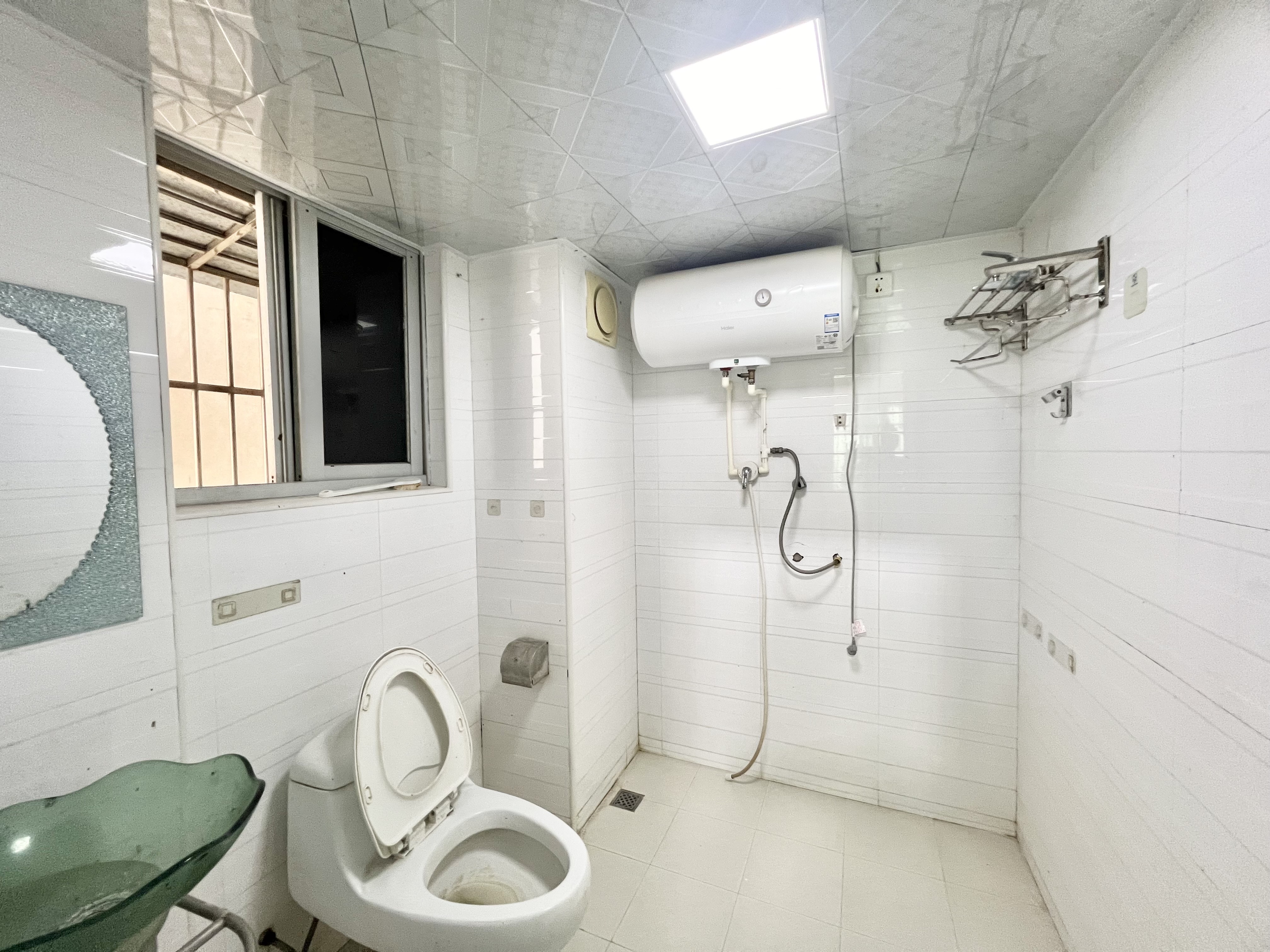 富豪大厦(富豪花园) 3室2厅2卫 2500.0元/月 富豪大厦(富豪花园) 3室2厅2卫 2500.0元/月室内图