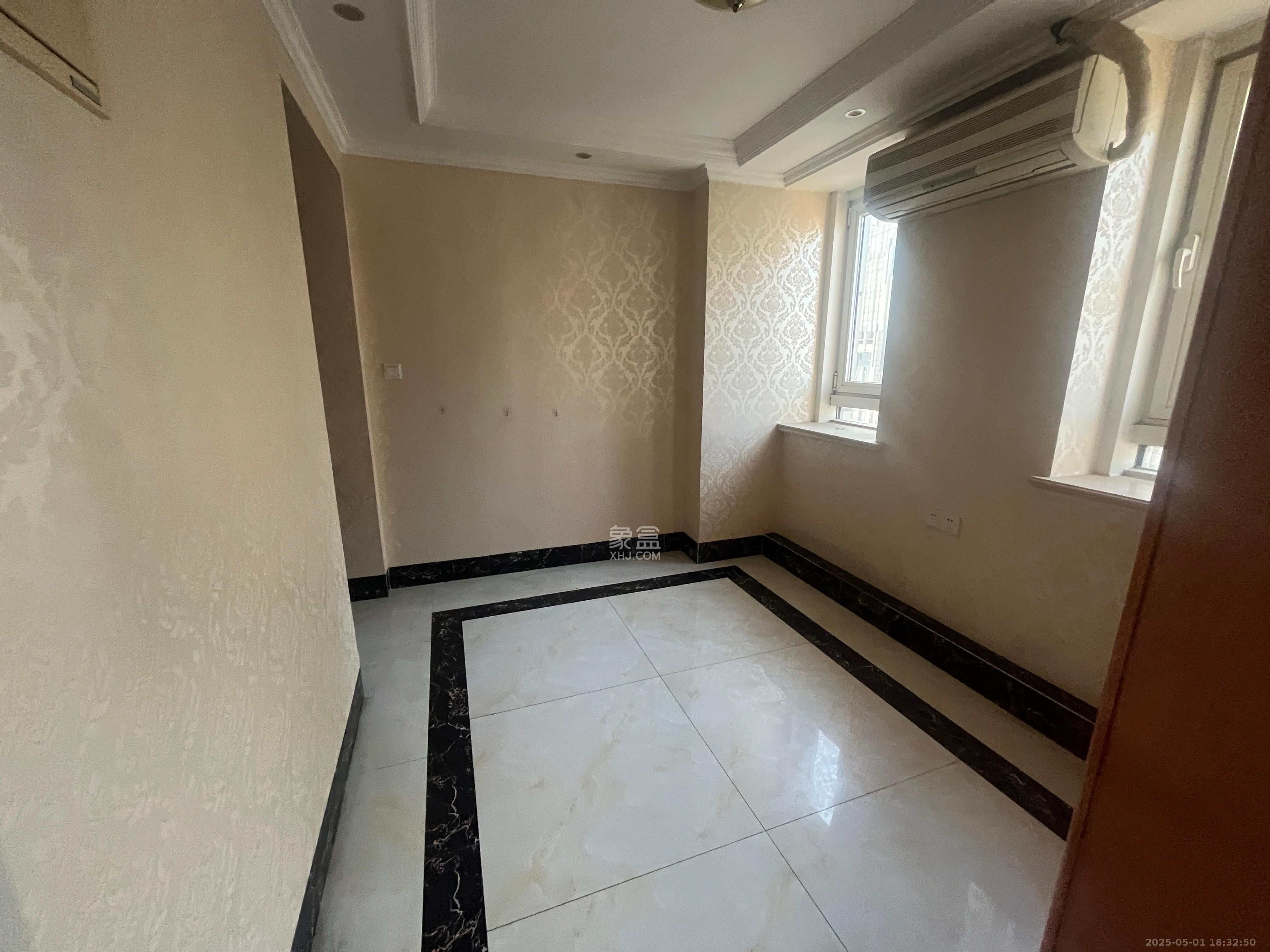 万达公馆 4室2厅4卫 8500.0元/月 万达公馆 4室2厅4卫 8500.0元/月室内图