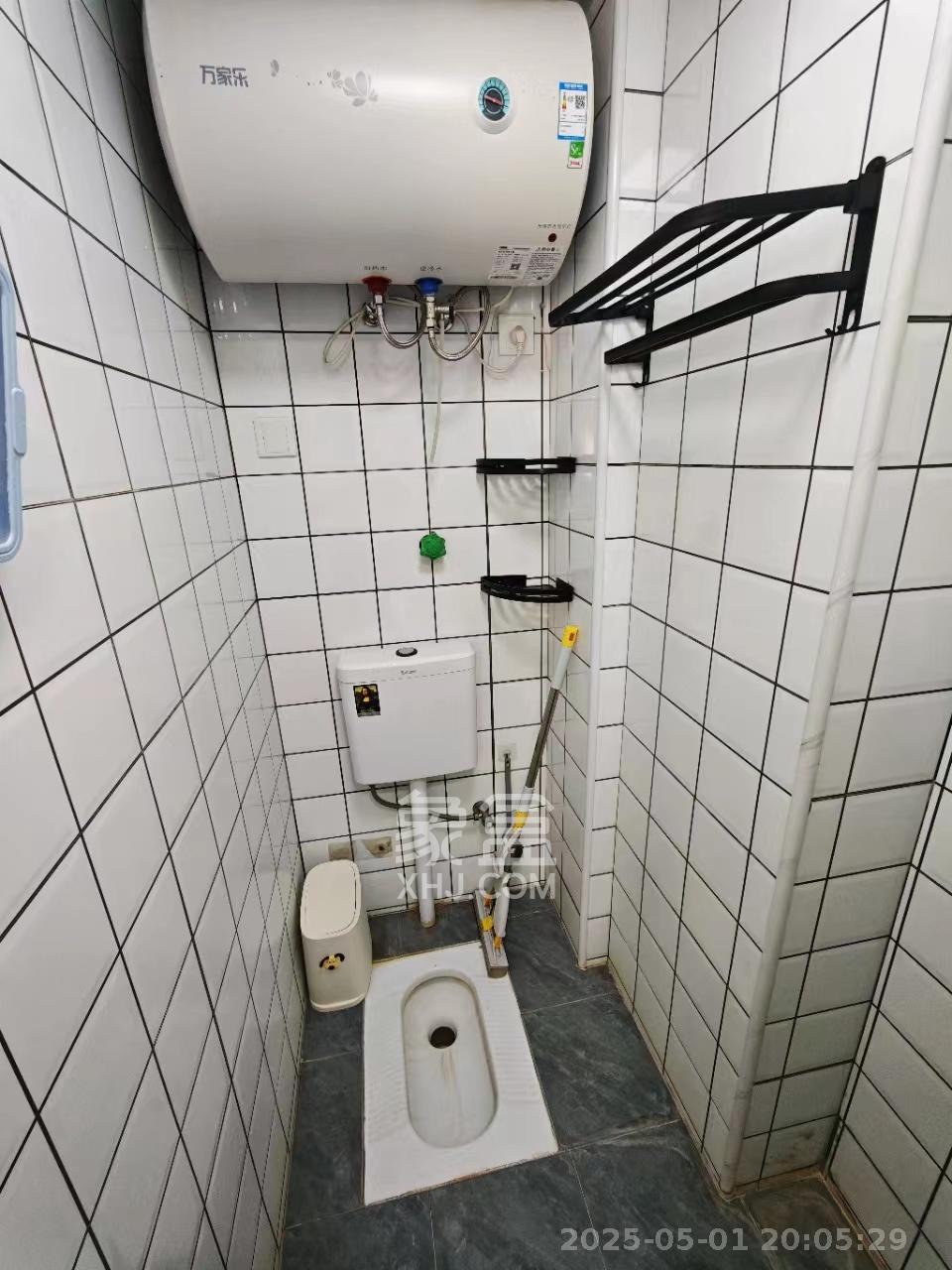 保利麓谷林语I区  1室1厅1卫   1700.00元/月室内图