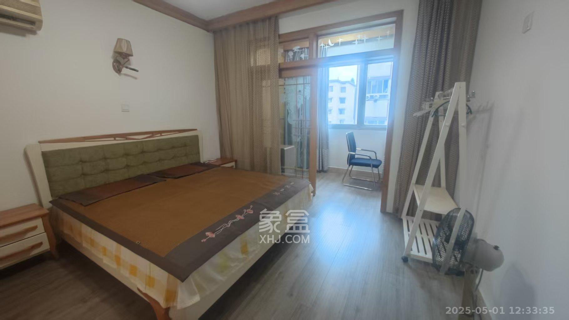 航天大院 3室2厅1卫 2600.0元/月 航天大院 3室2厅1卫 2600.0元/月室内图