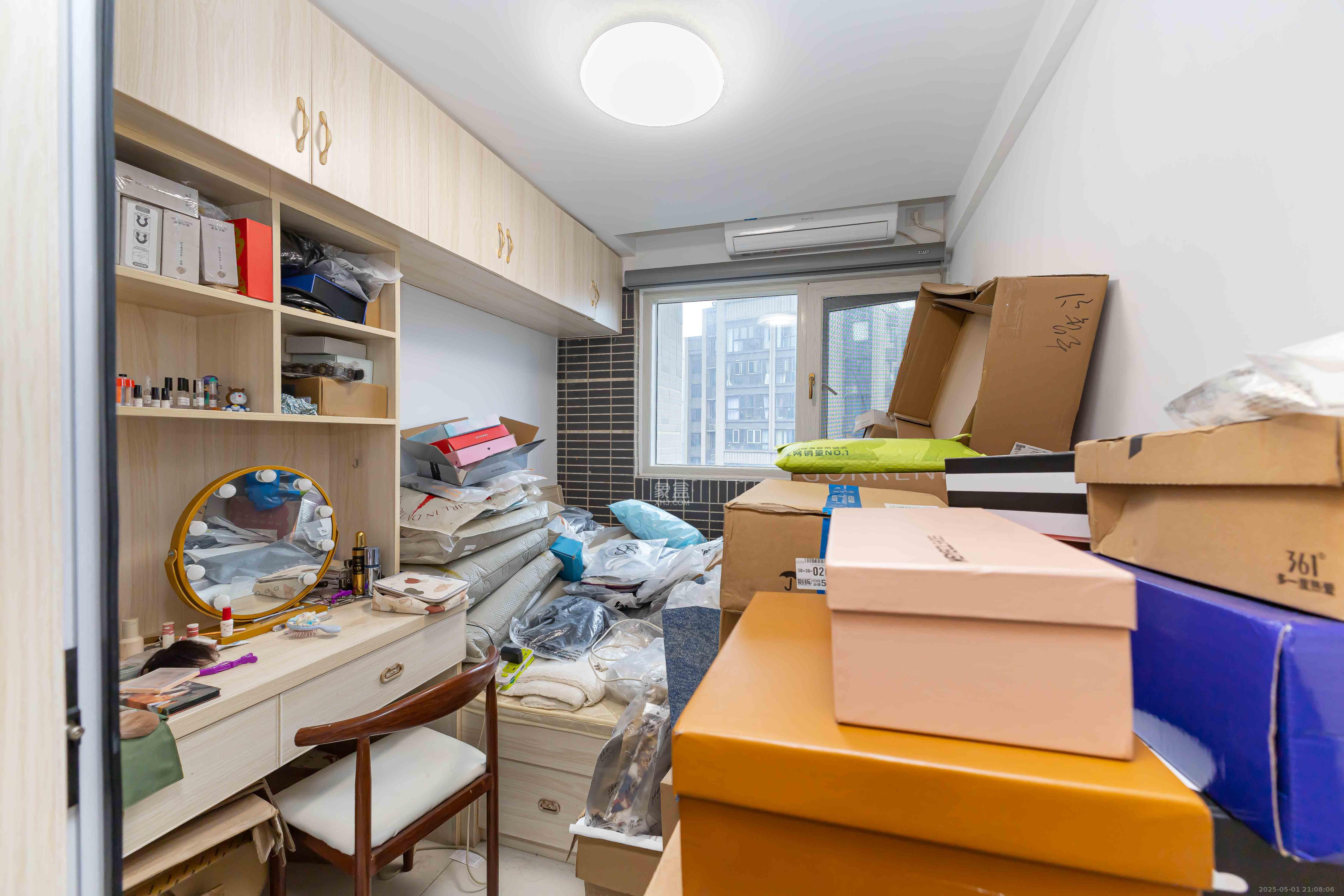 时代倾城五期 4室2厅2卫 110.0万 时代倾城五期 4室2厅2卫 110.0万卧室