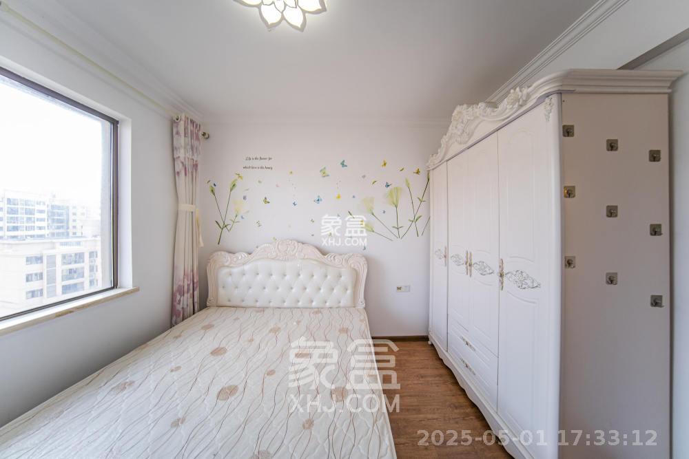 江山帝景哈佛  4室2厅2卫   2800.00元/月室内图