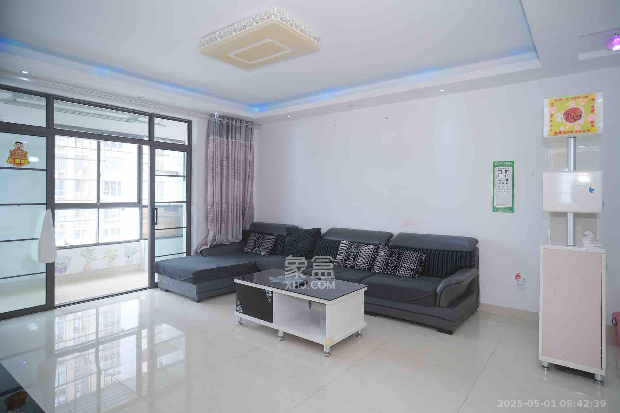 好望谷 3室2厅2卫 1800.0元/月 好望谷 3室2厅2卫 1800.0元/月室内图