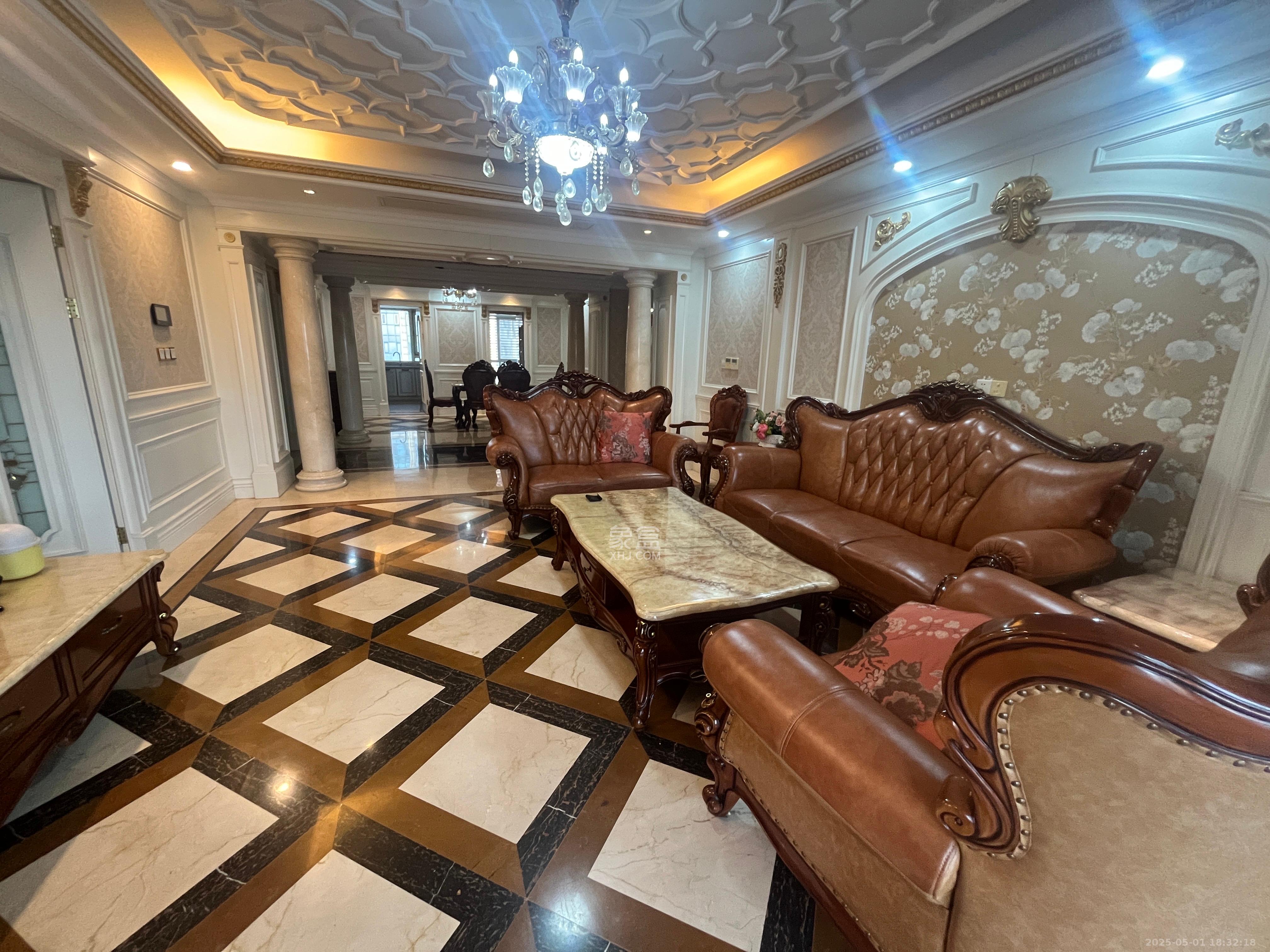 万达公馆 4室2厅4卫 8500.0元/月 万达公馆 4室2厅4卫 8500.0元/月室内图