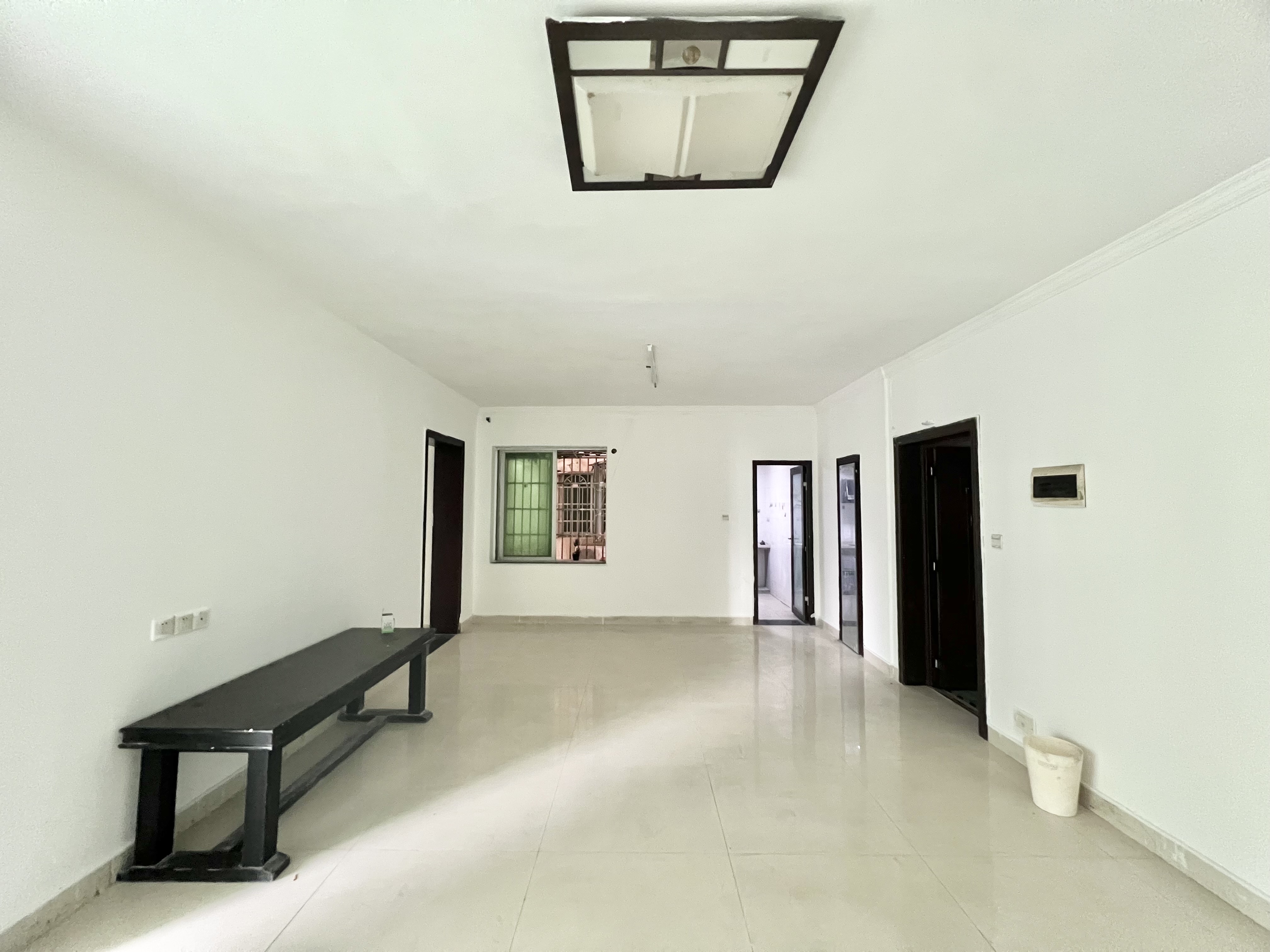 富豪大厦(富豪花园) 3室2厅2卫 2500.0元/月 富豪大厦(富豪花园) 3室2厅2卫 2500.0元/月室内图