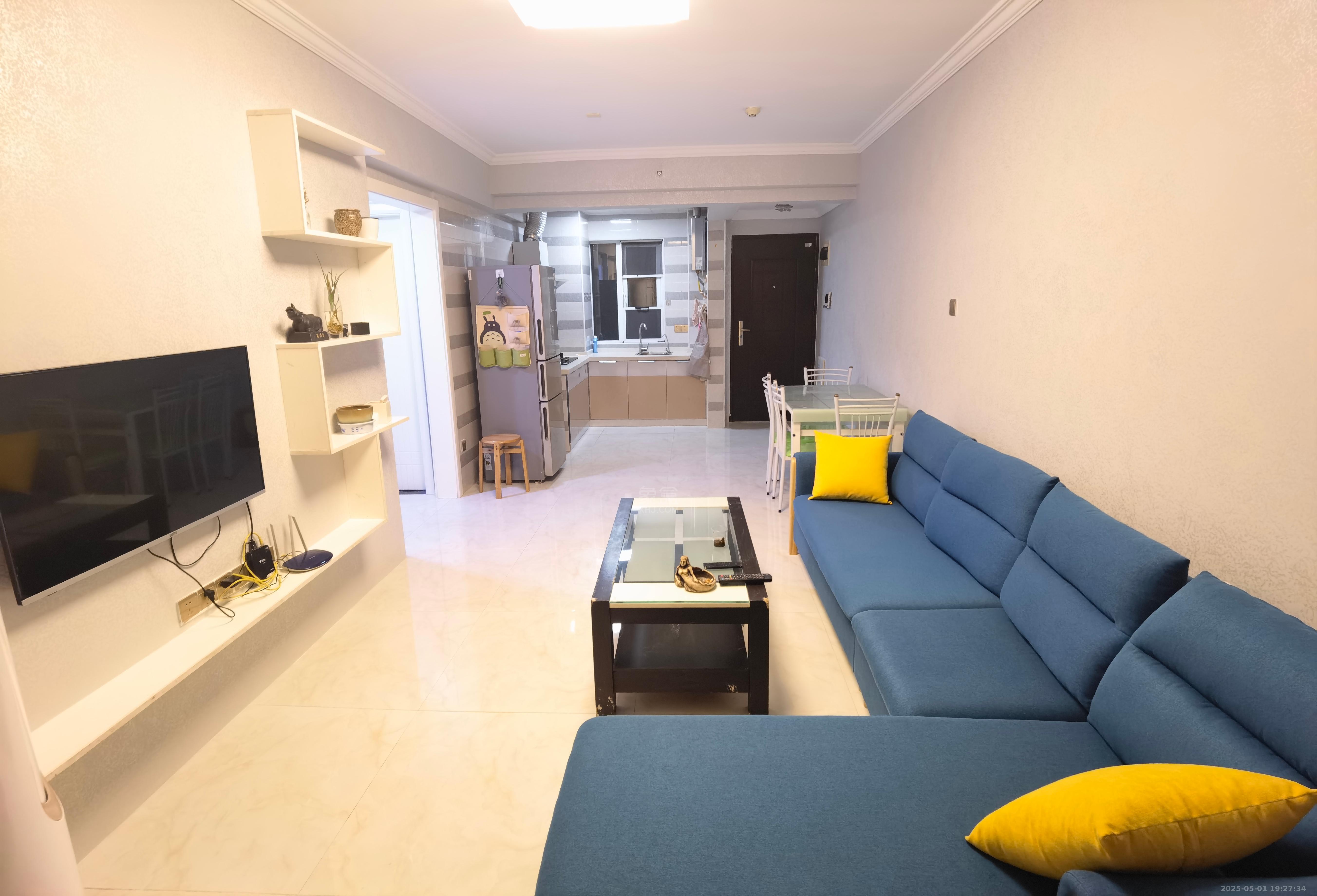 美的城三期 2室2厅1卫 1900.0元/月 美的城三期 2室2厅1卫 1900.0元/月室内图