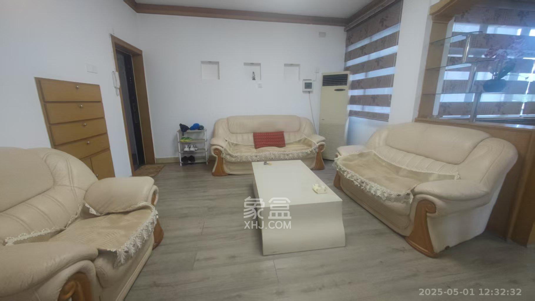 航天大院 3室2厅1卫 2600.0元/月 航天大院 3室2厅1卫 2600.0元/月室内图