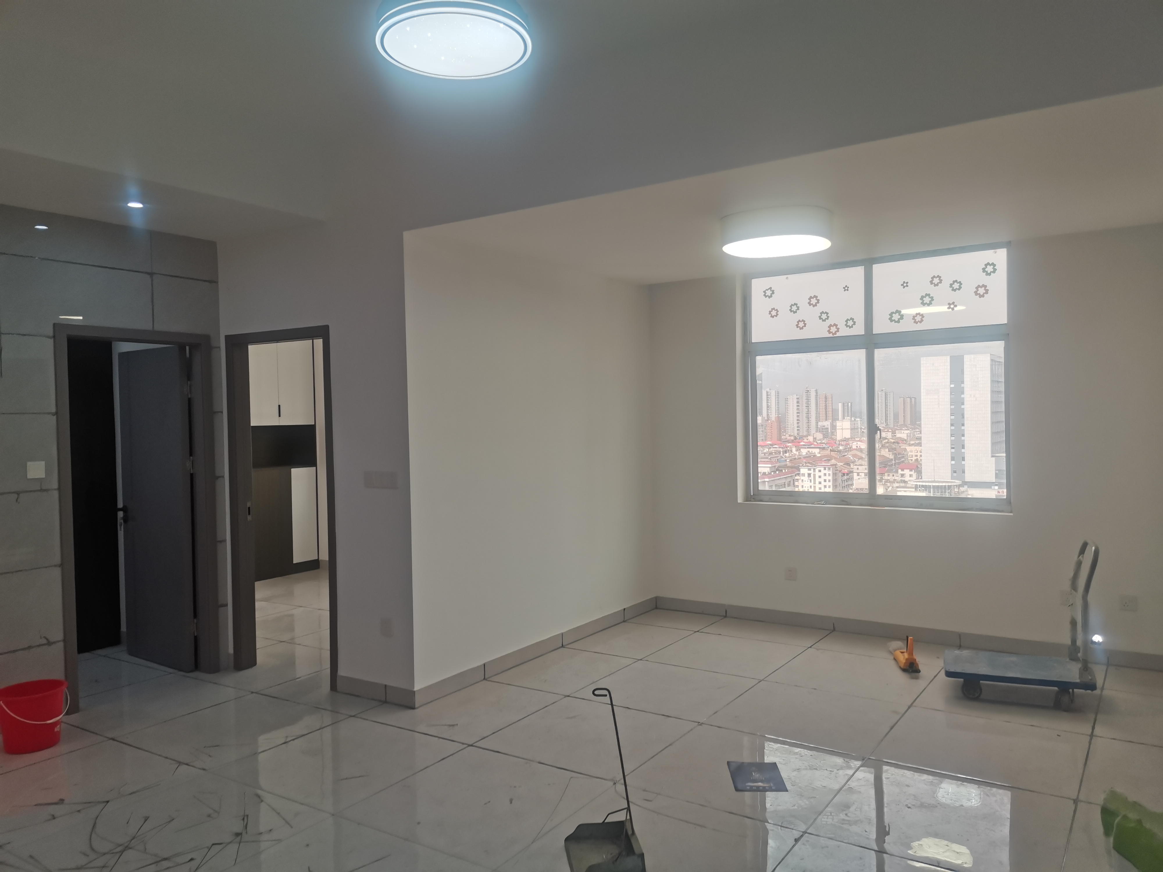 鹏泰国际 3室2厅1卫 1800.0元/月 鹏泰国际 3室2厅1卫 1800.0元/月室内图