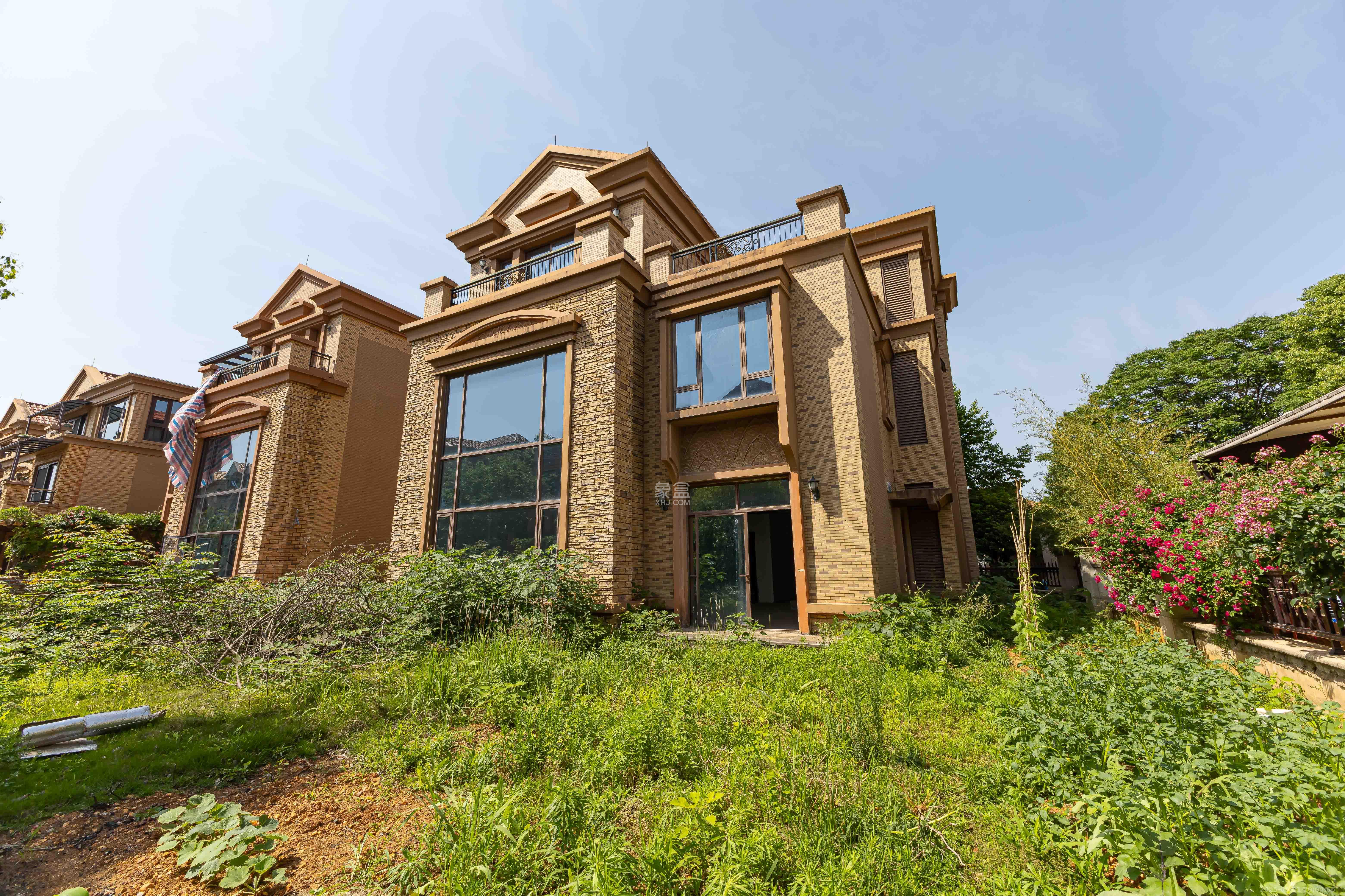 盈峰翠邸 6室2厅3卫 470.0万 盈峰翠邸 6室2厅3卫 470.0万其他