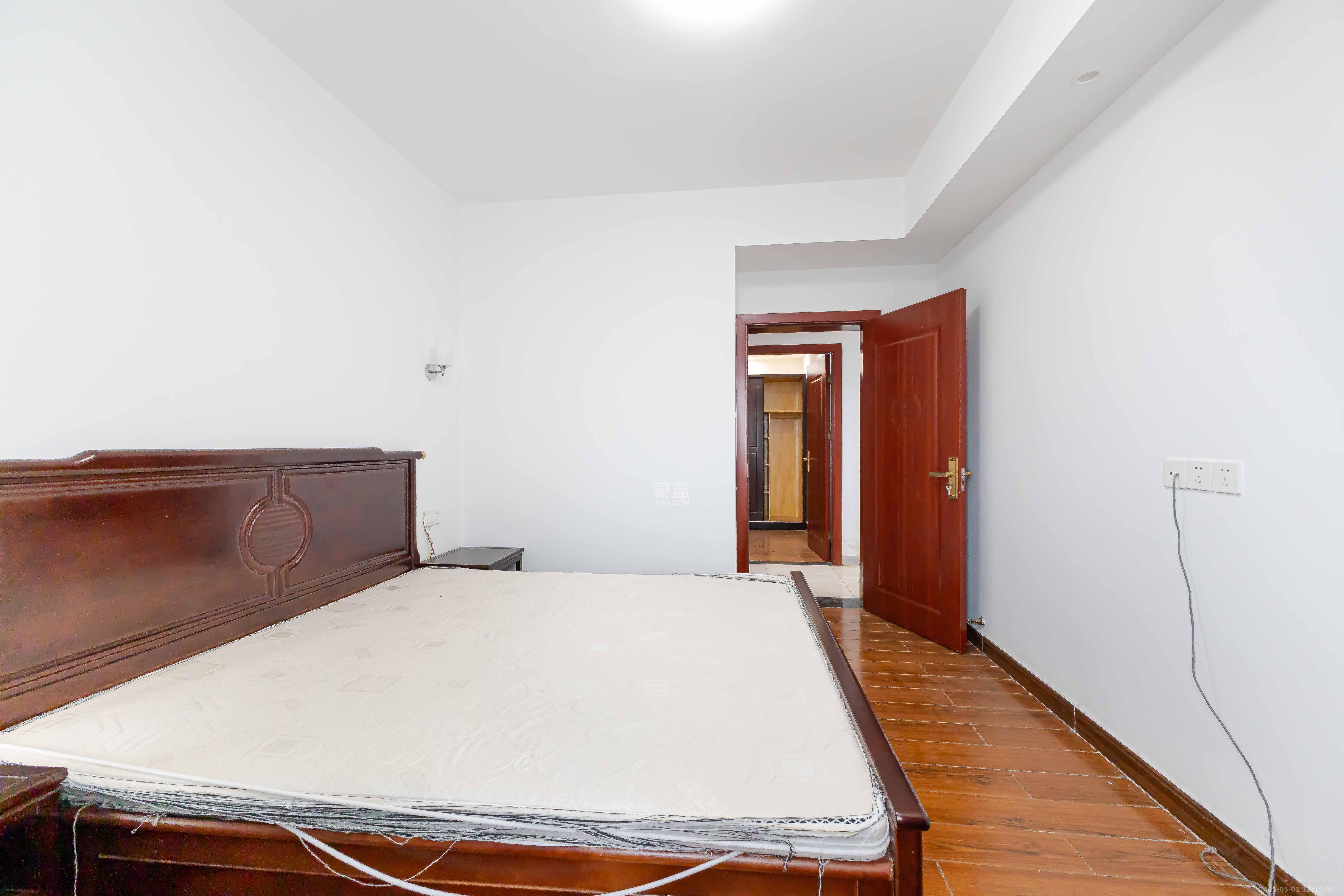 润和之悦(金泽园) 2室2厅1卫 55.0万 润和之悦(金泽园) 2室2厅1卫 55.0万卧室